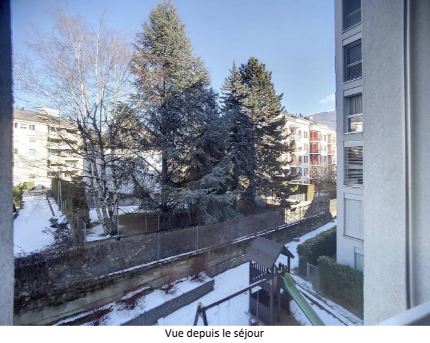 For sale charming 2.5 room apartment in the city center of Sion with garage - Photo 6 of 9