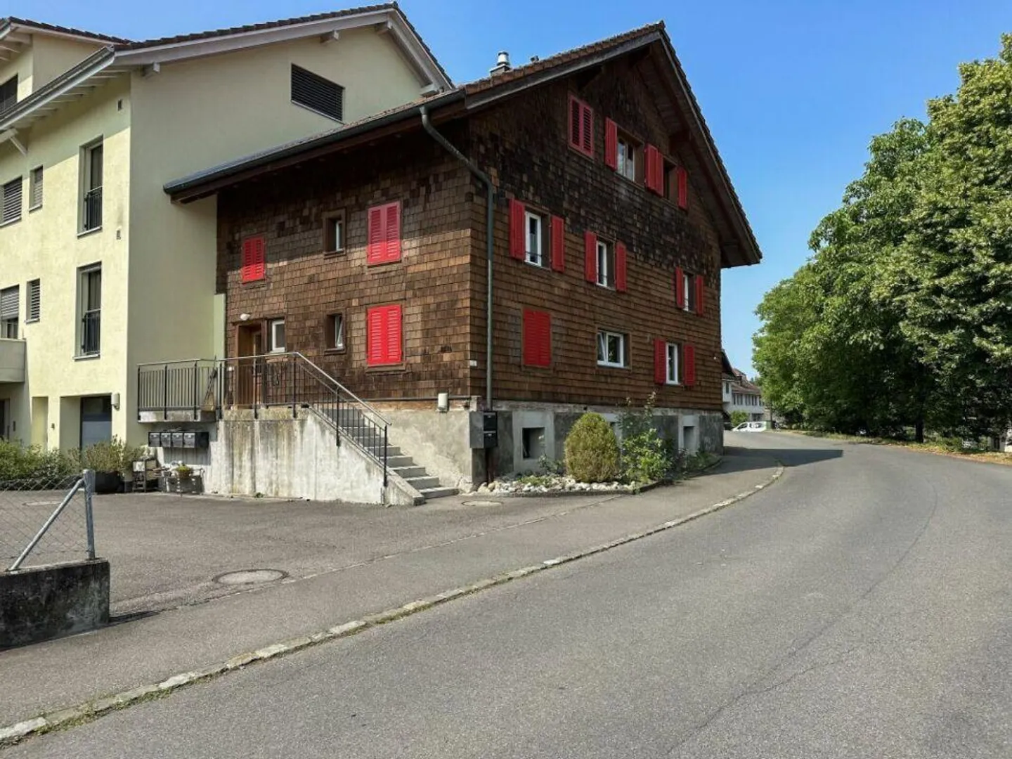 Cozy apartment in a family-friendly residential area - Photo 1 of 9