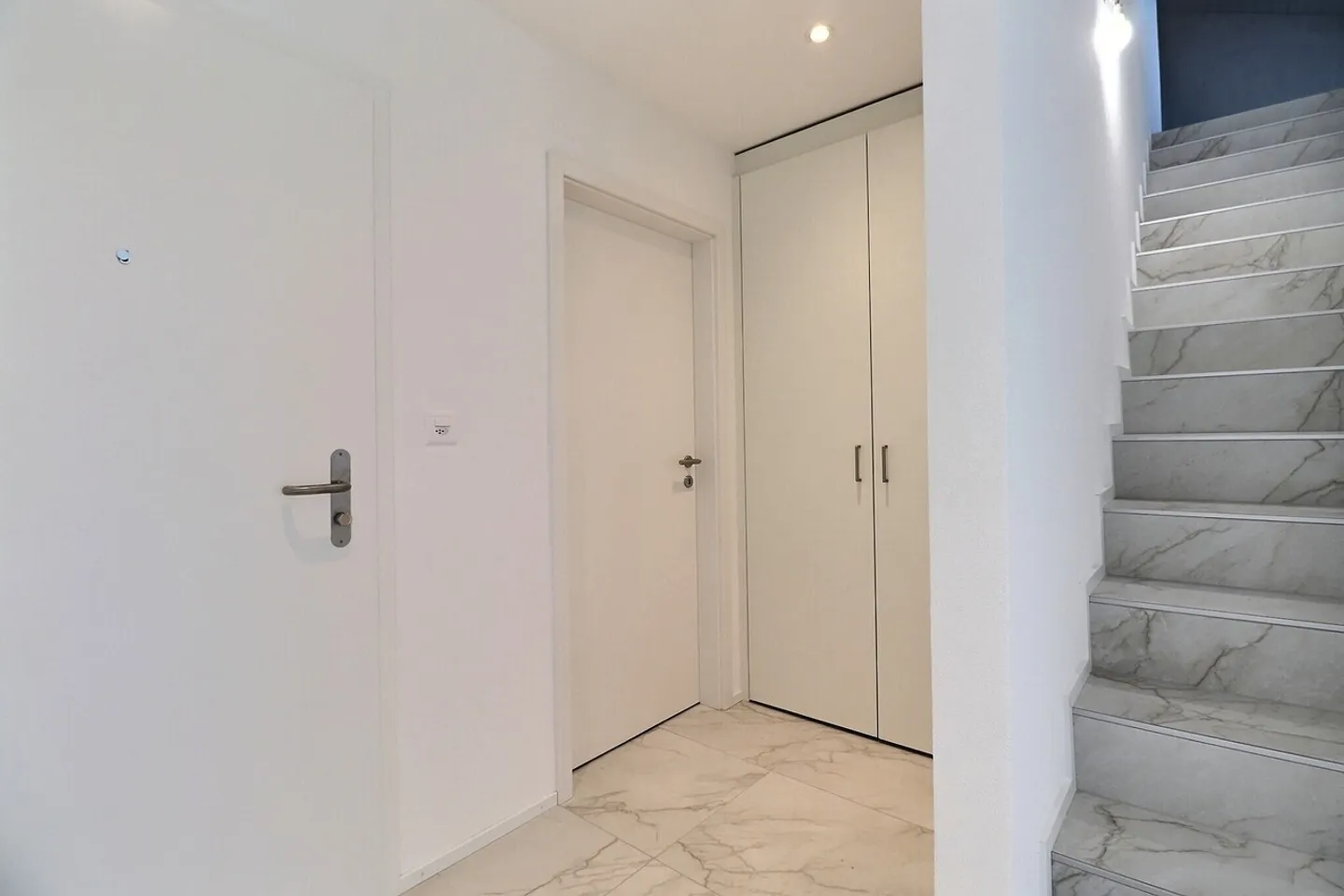 3.5-room apartment available in the attic - Photo 7 of 13