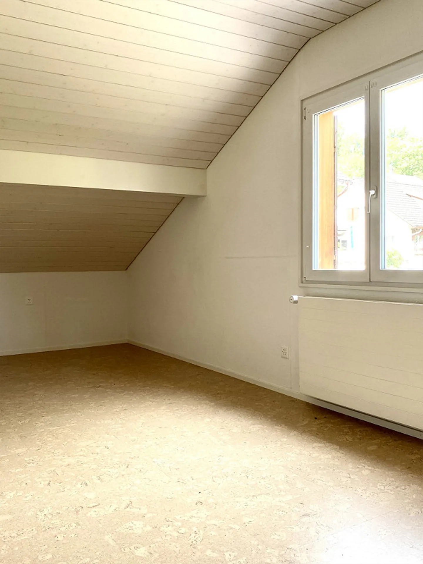 Geräumige Dachwohnung - Foto 3 von 4