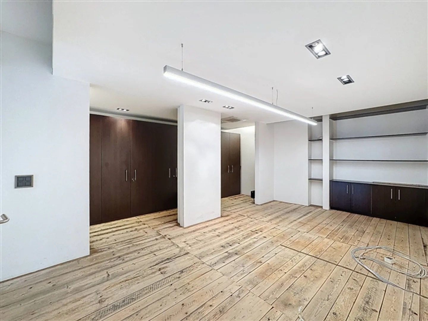 Large Loft Directly in the City Center - Photo 4 of 11