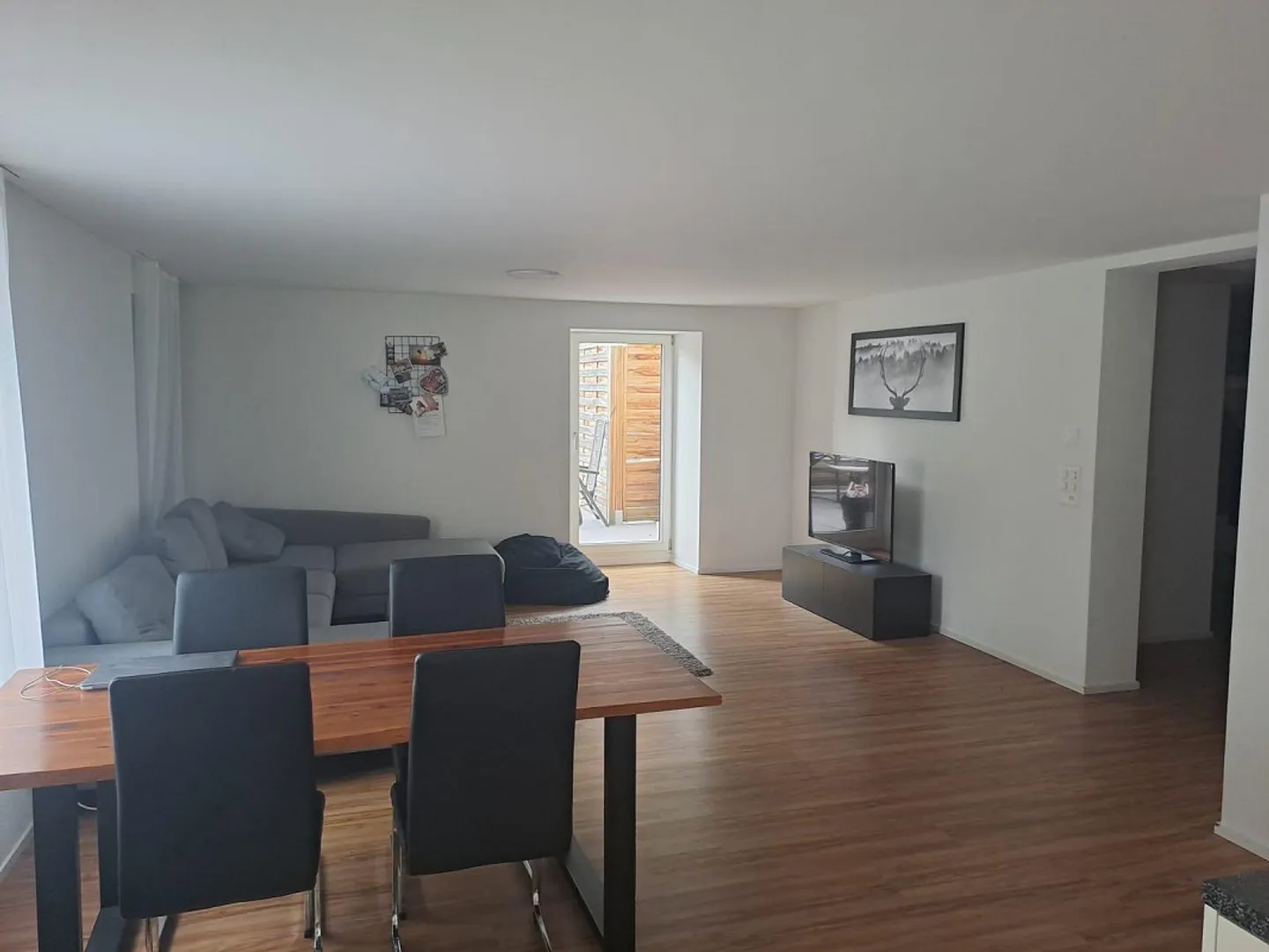 Modern 4.5-room apartment in a central location - Photo 2 of 6
