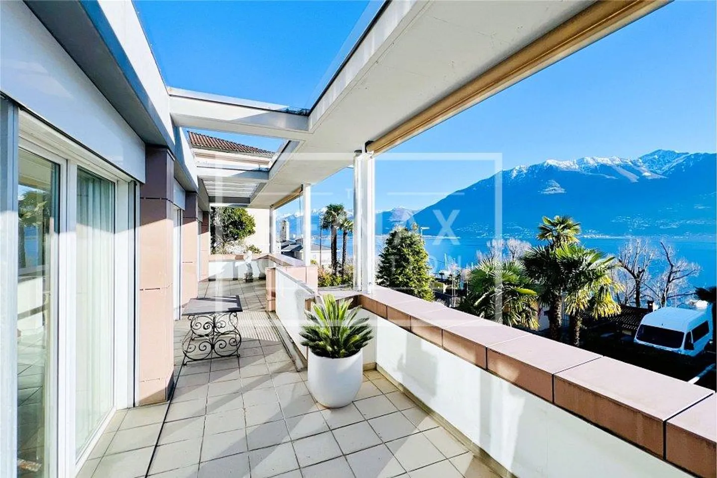 Appartement 5.5 pièces avec vue sur le lac - Photo 1 sur 13
