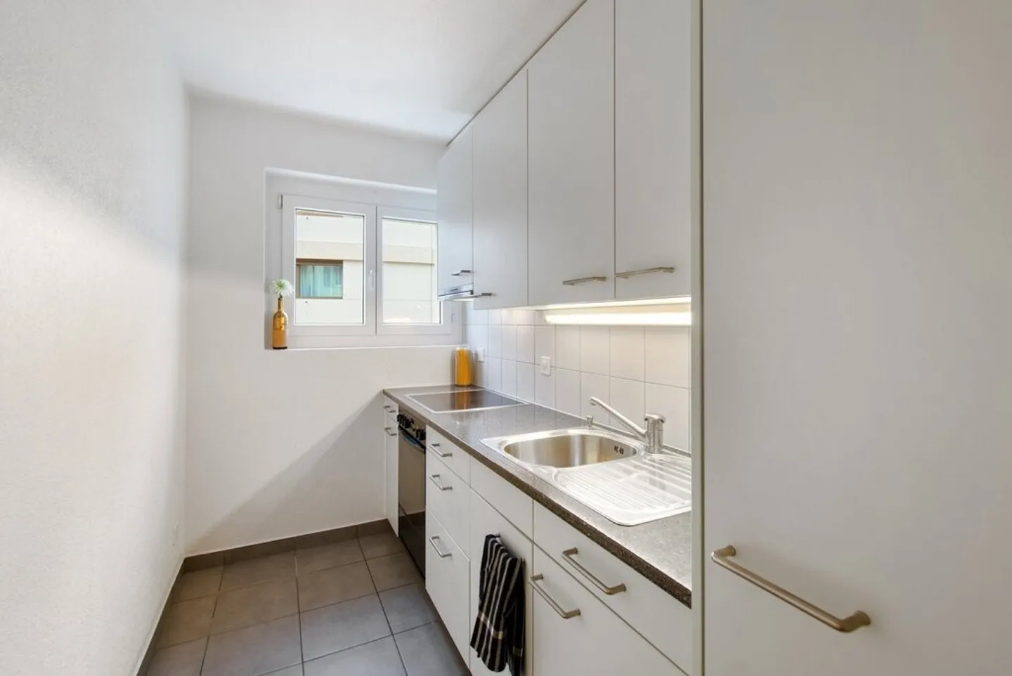 Appartement Confortable à Neuchâtel - Photo 3 sur 5