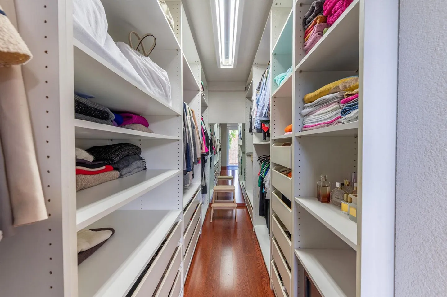 Une maison pour se sentir bien : vivre avec style avec beaucoup d'espace - Photo 10 sur 13