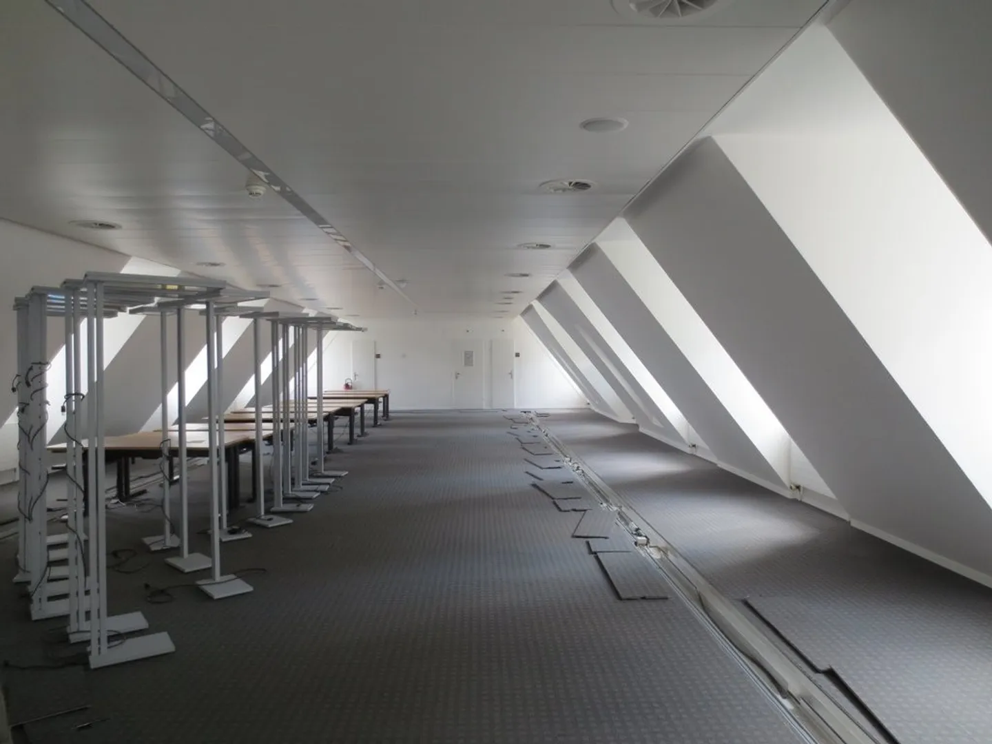 Hai un'idea imprenditoriale, noi abbiamo lo spazio - Uffici a partire da 40m2 - Foto 5 di 6