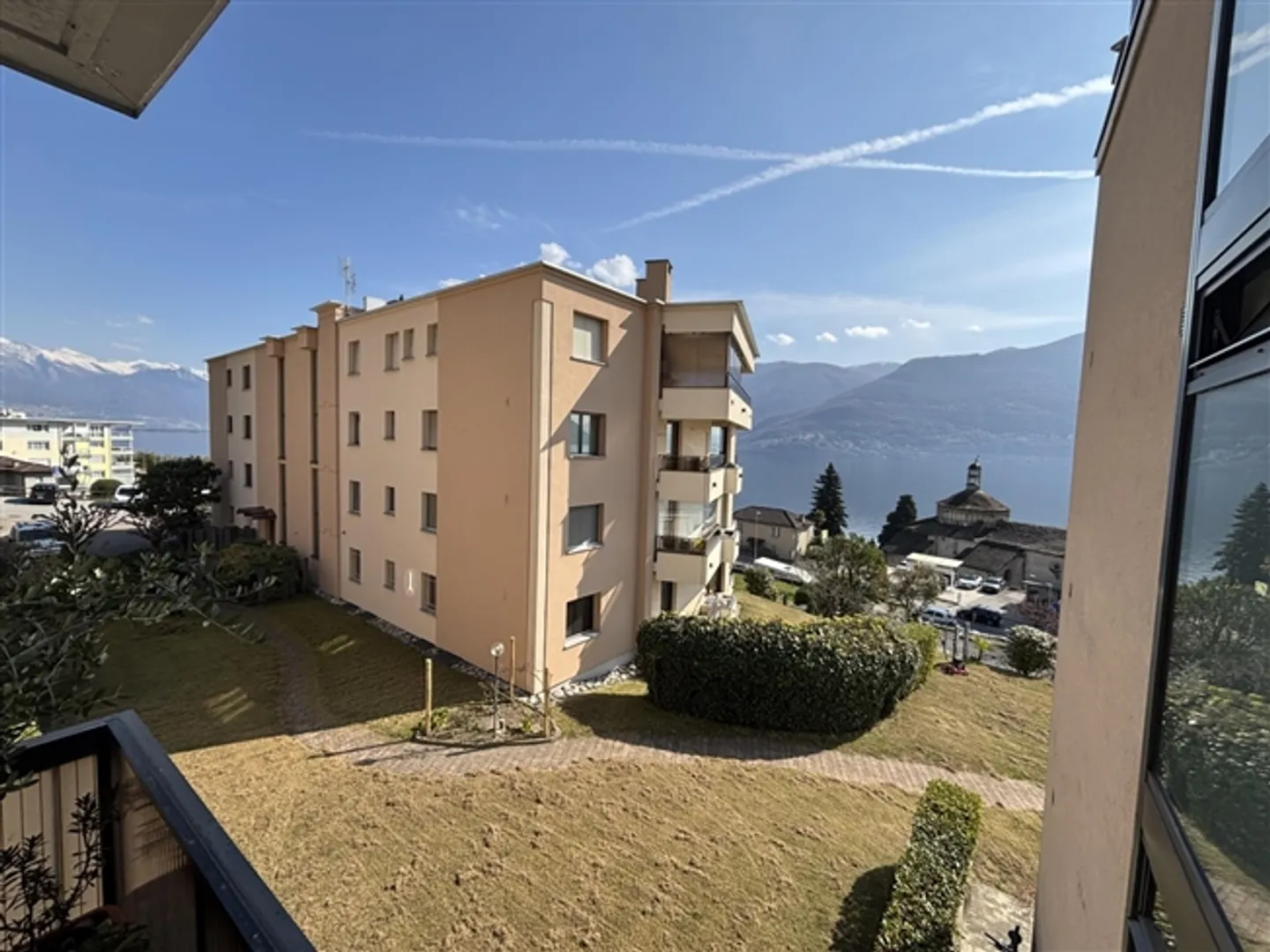 Appartement de 3,5 pièces avec balcon, vue sur le lac avec cave, avec parking - Photo 10 sur 20