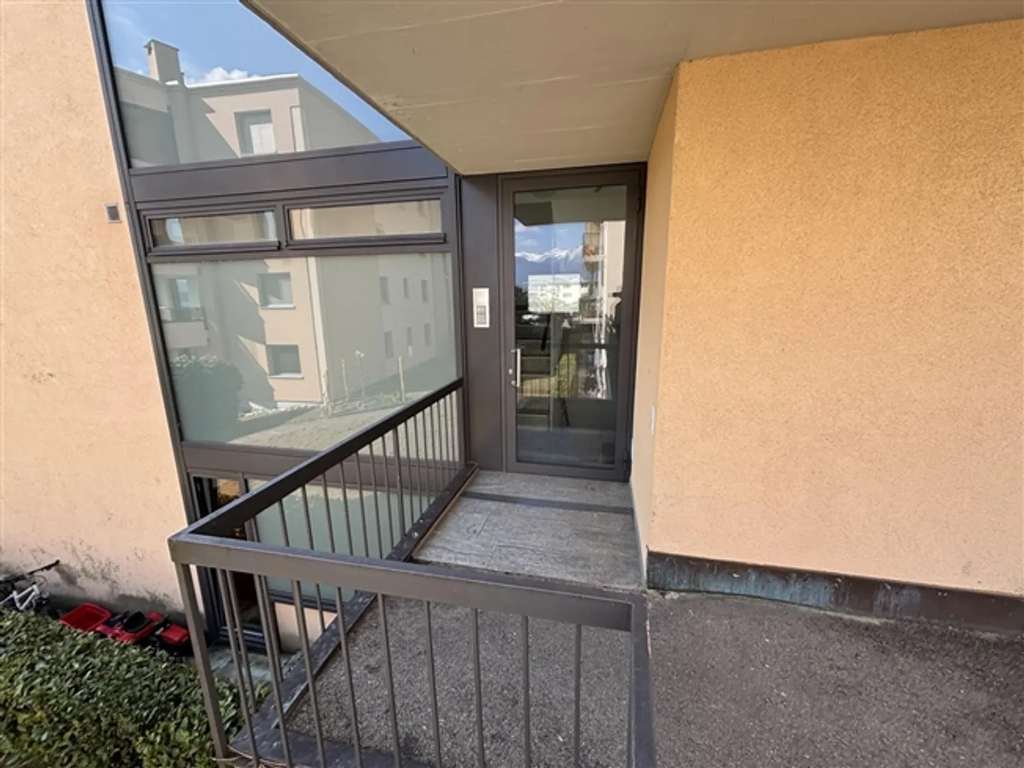 Appartement de 3,5 pièces avec balcon, vue sur le lac avec cave, avec parking - Photo 16 sur 20