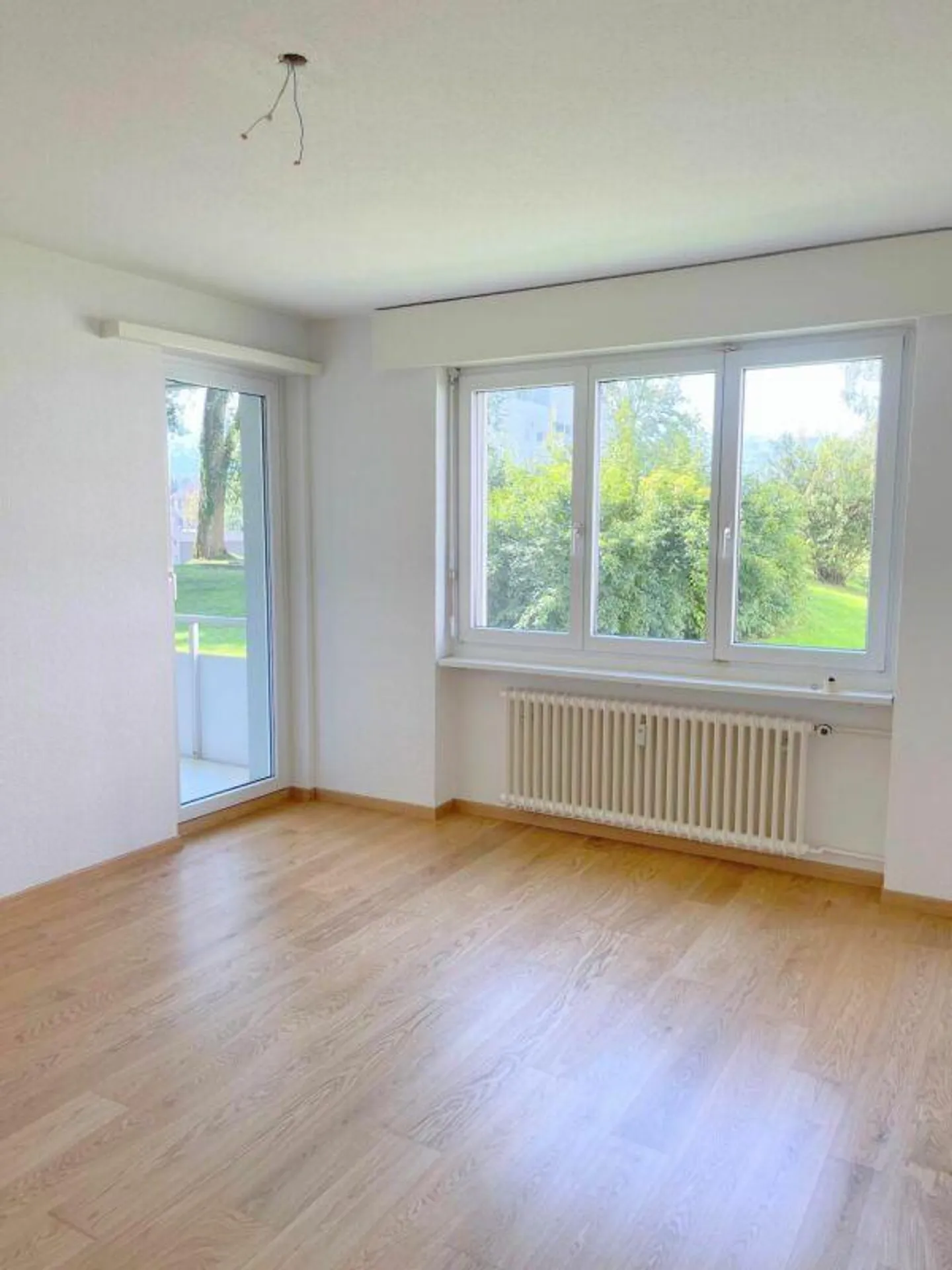 Modernes Apartment mit Balkon - Foto 7 von 9