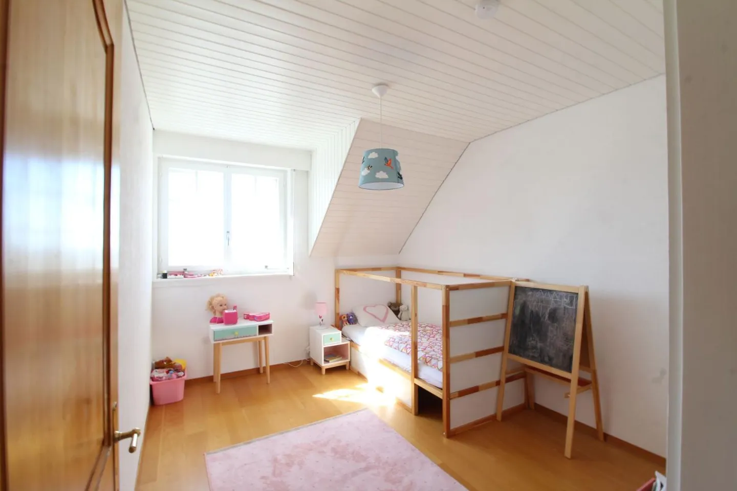 Chailly, charmante Doppelhaushälfte mit 4 Schlafzimmern - Foto 10 von 13