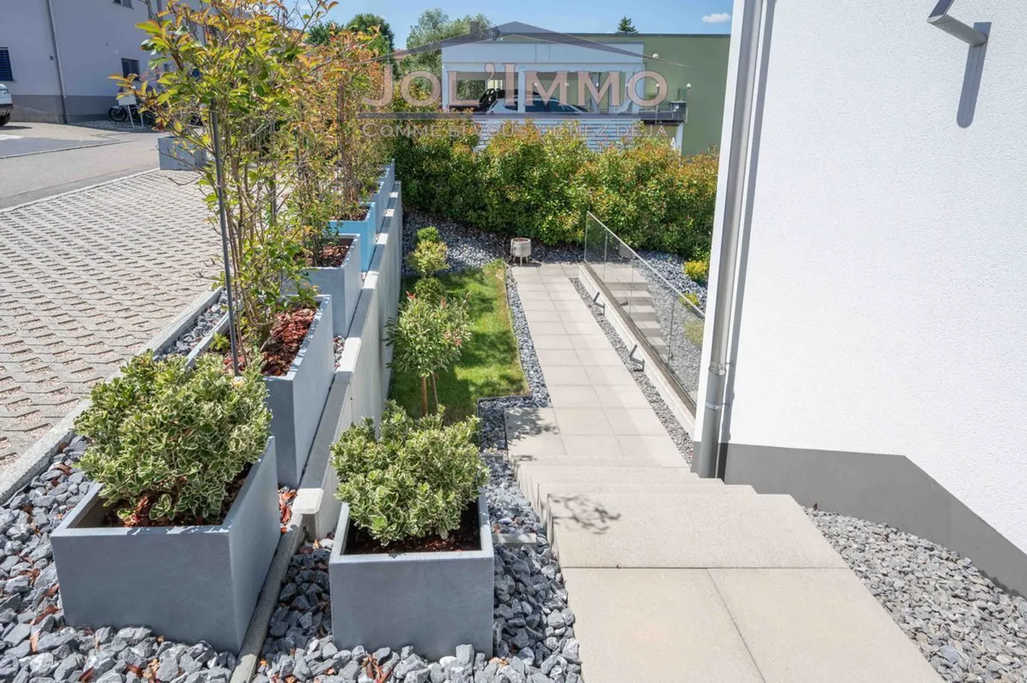 Bella villa moderna vicino ai negozi - Foto 5 di 12