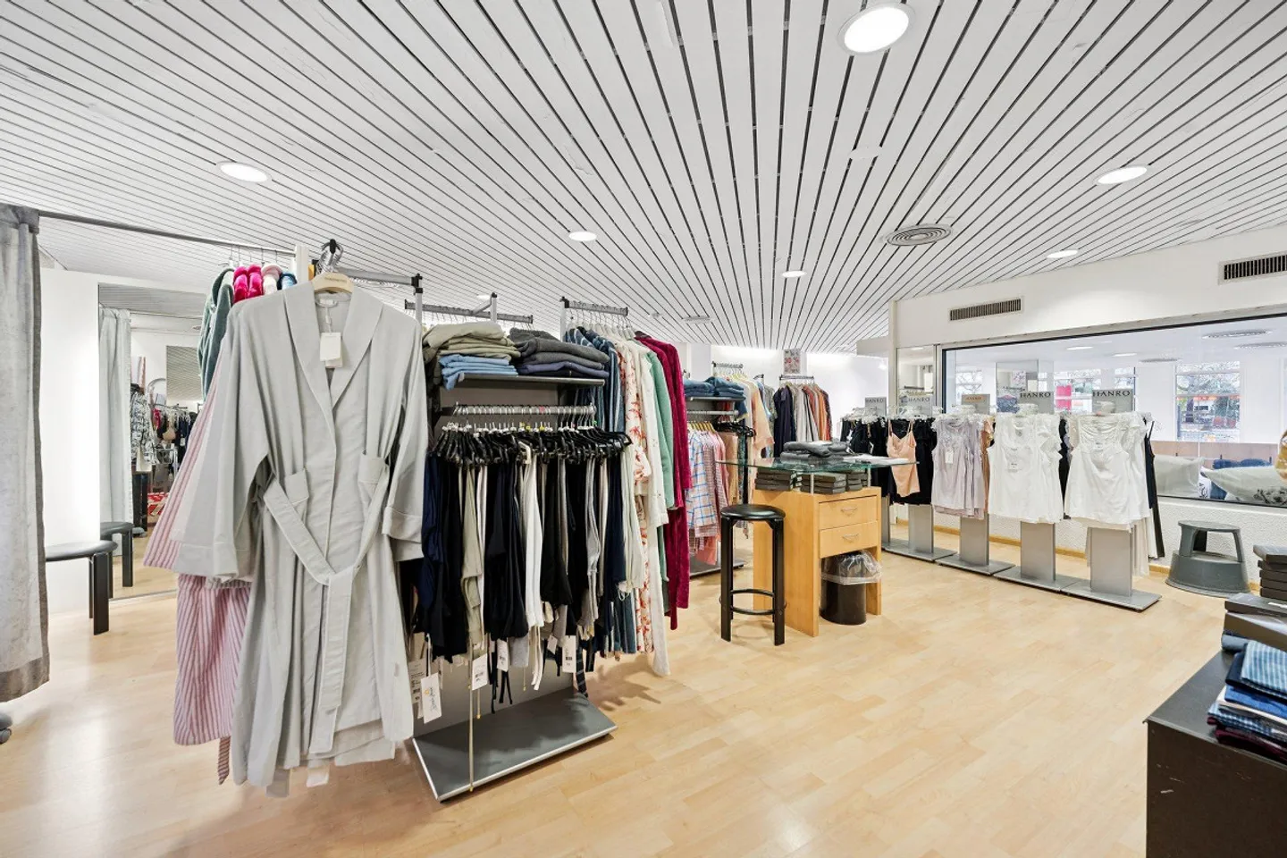 Espace commercial attrayant avec une visibilité optimale - Photo 5 sur 7