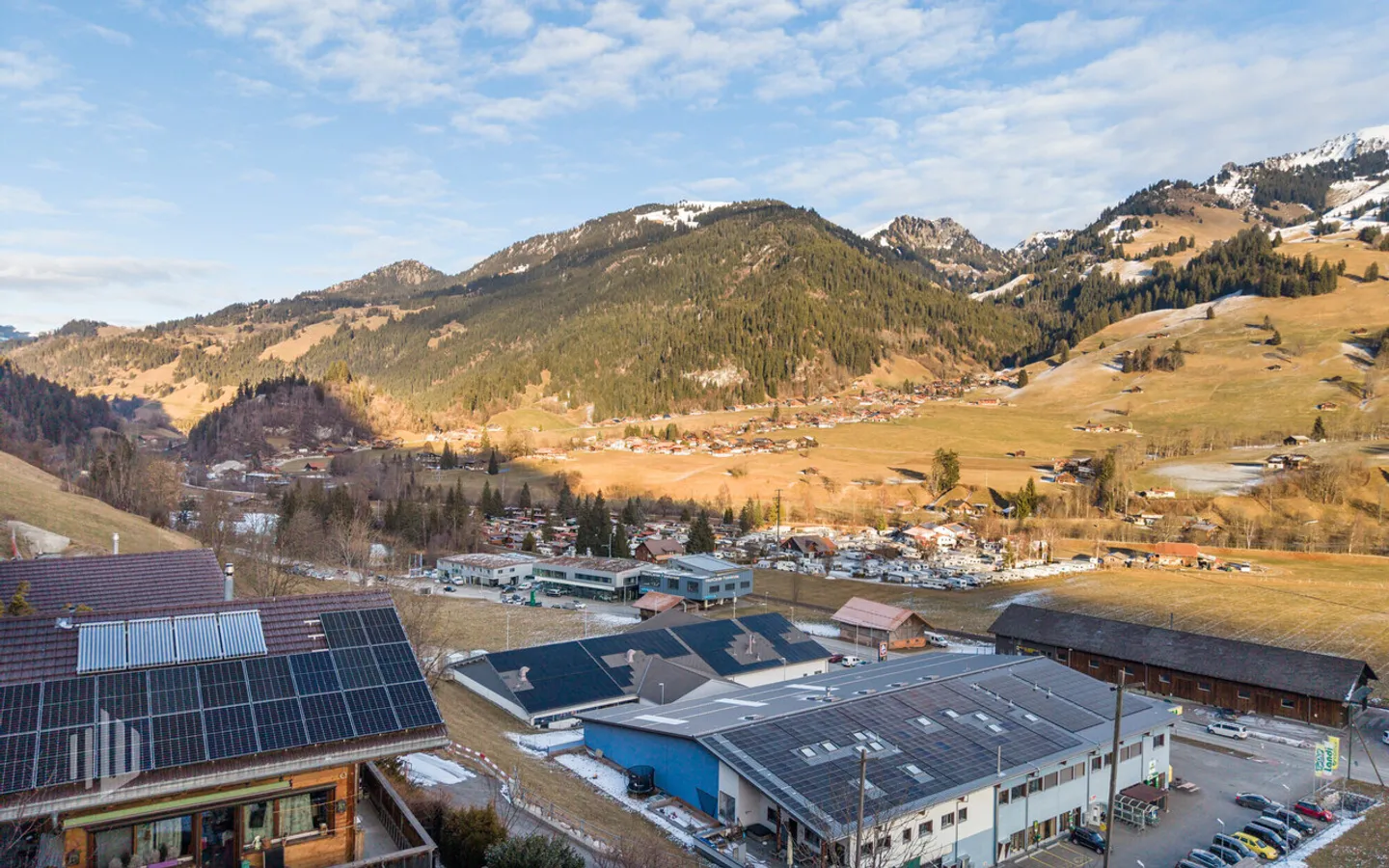 ImmoWyss - Attraente terreno edificabile di 618 m2 a Zweisimmen - Foto 3 di 13