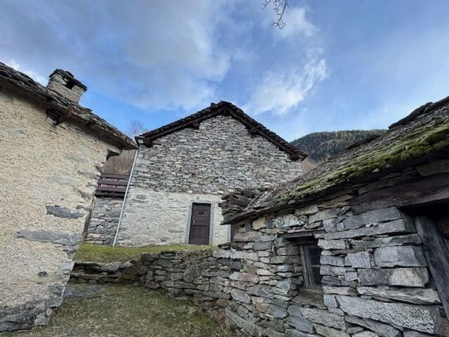 4 Room single house - Photo 8 of 12