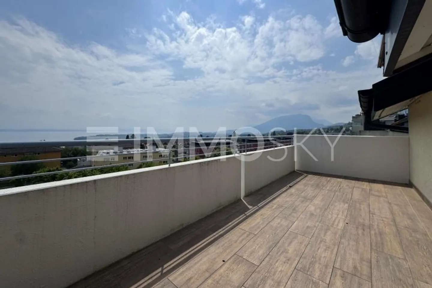 TOO LATE ALREADY RESERVED - 4.5 Room Apartment - Photo 2 of 6