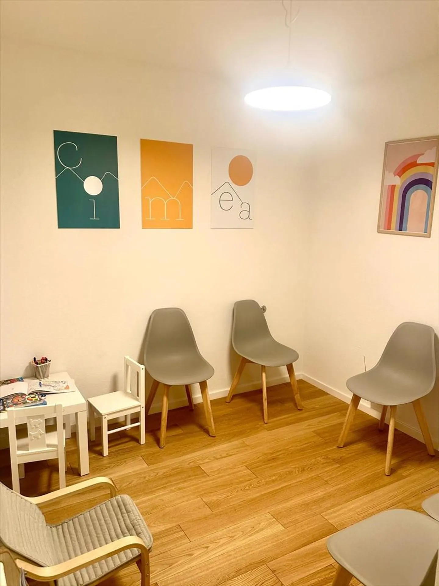 Geräumige Gewerbefläche von 111m2 im Zentrum von Sion - Foto 3 von 10