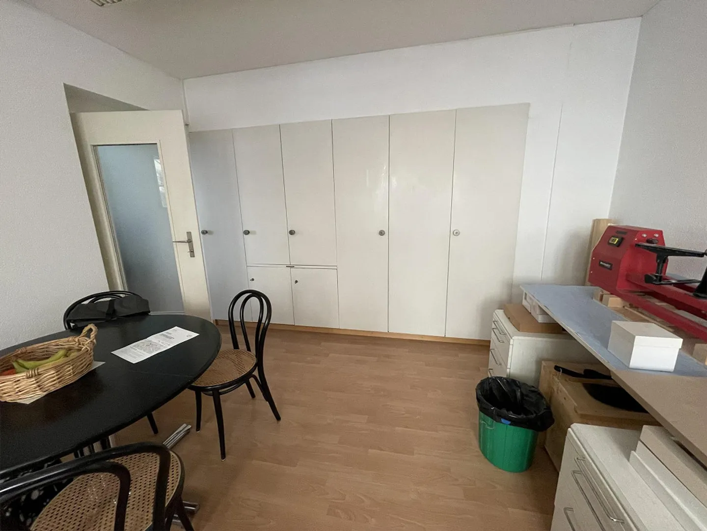 Ufficio luminoso vicino al centro di Bümpliz - Foto 4 di 6