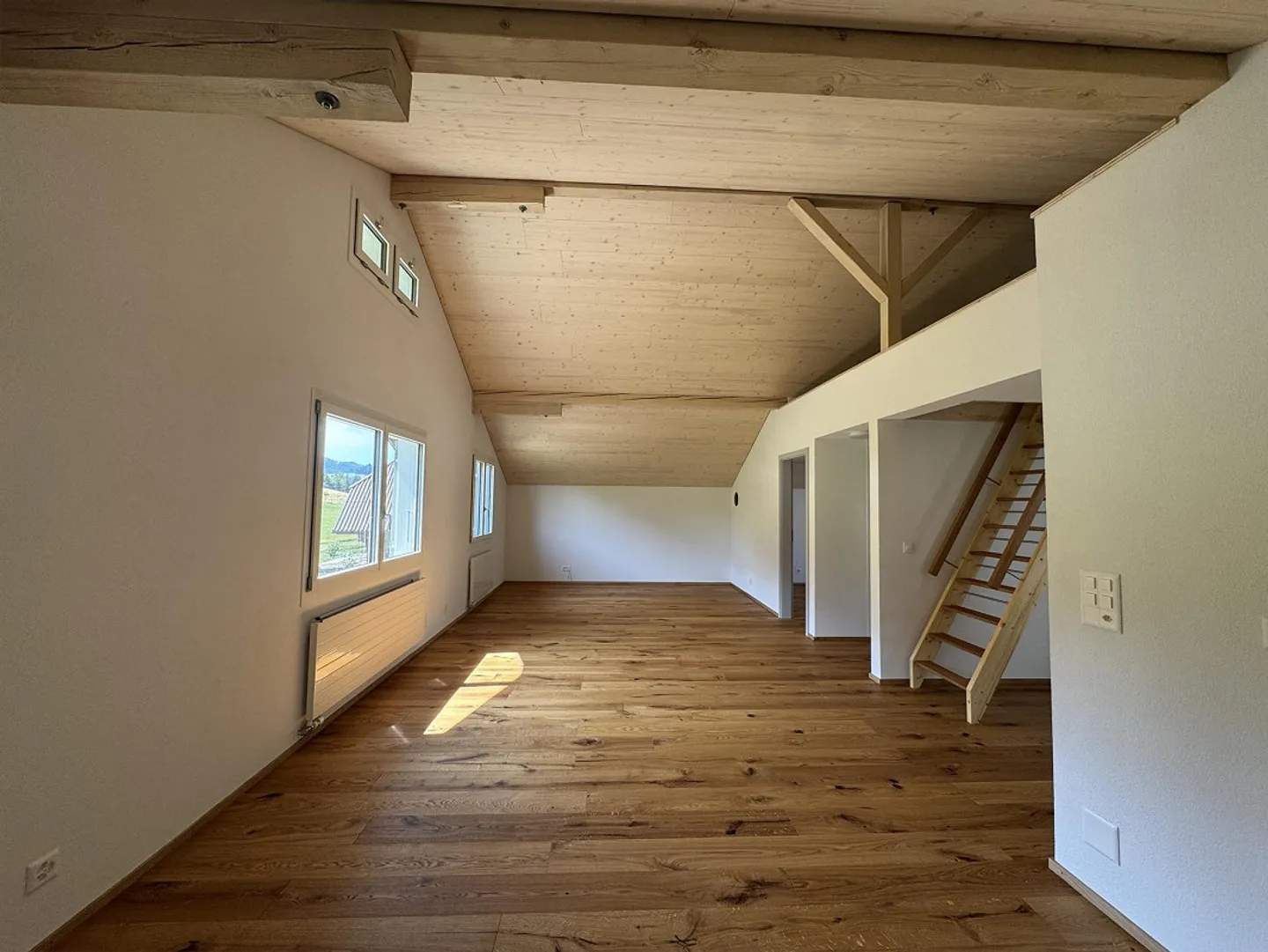 3.5 Room Apartment - Photo 1 of 7