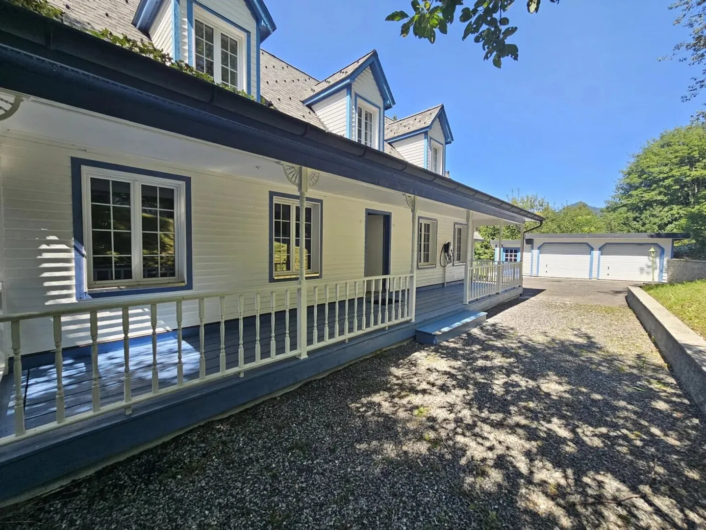 Flucht in die Höhen von Montreux - Photo 1 sur 13