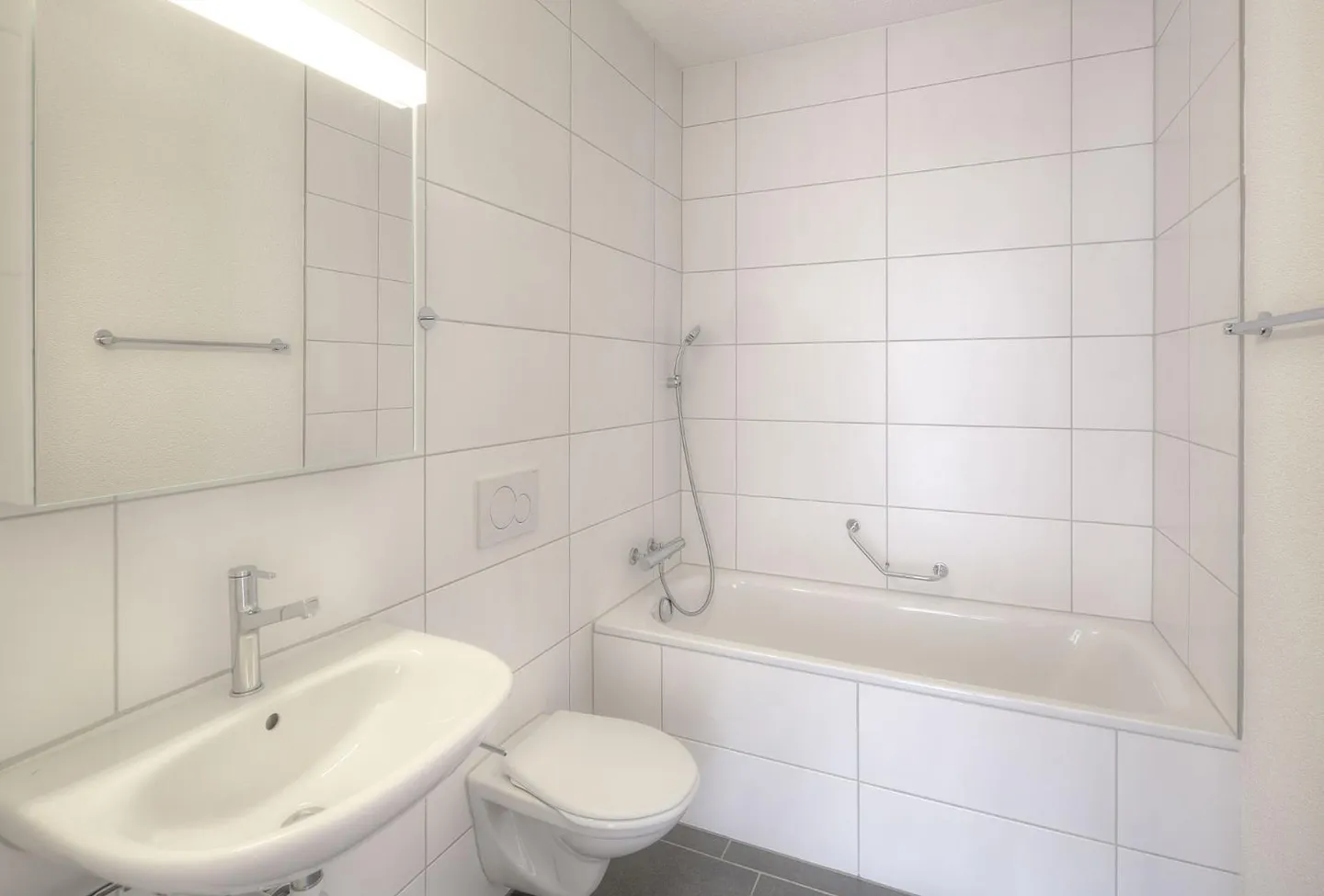 La tua nuova casa - Voucher per trasloco, mobili o pulizia! - Foto 3 di 5