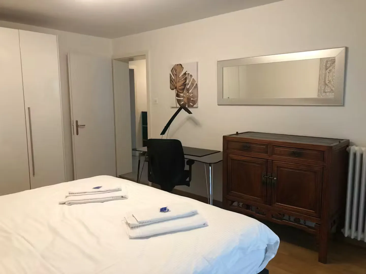 Charming Apartment in Zürich - Photo 9 of 10