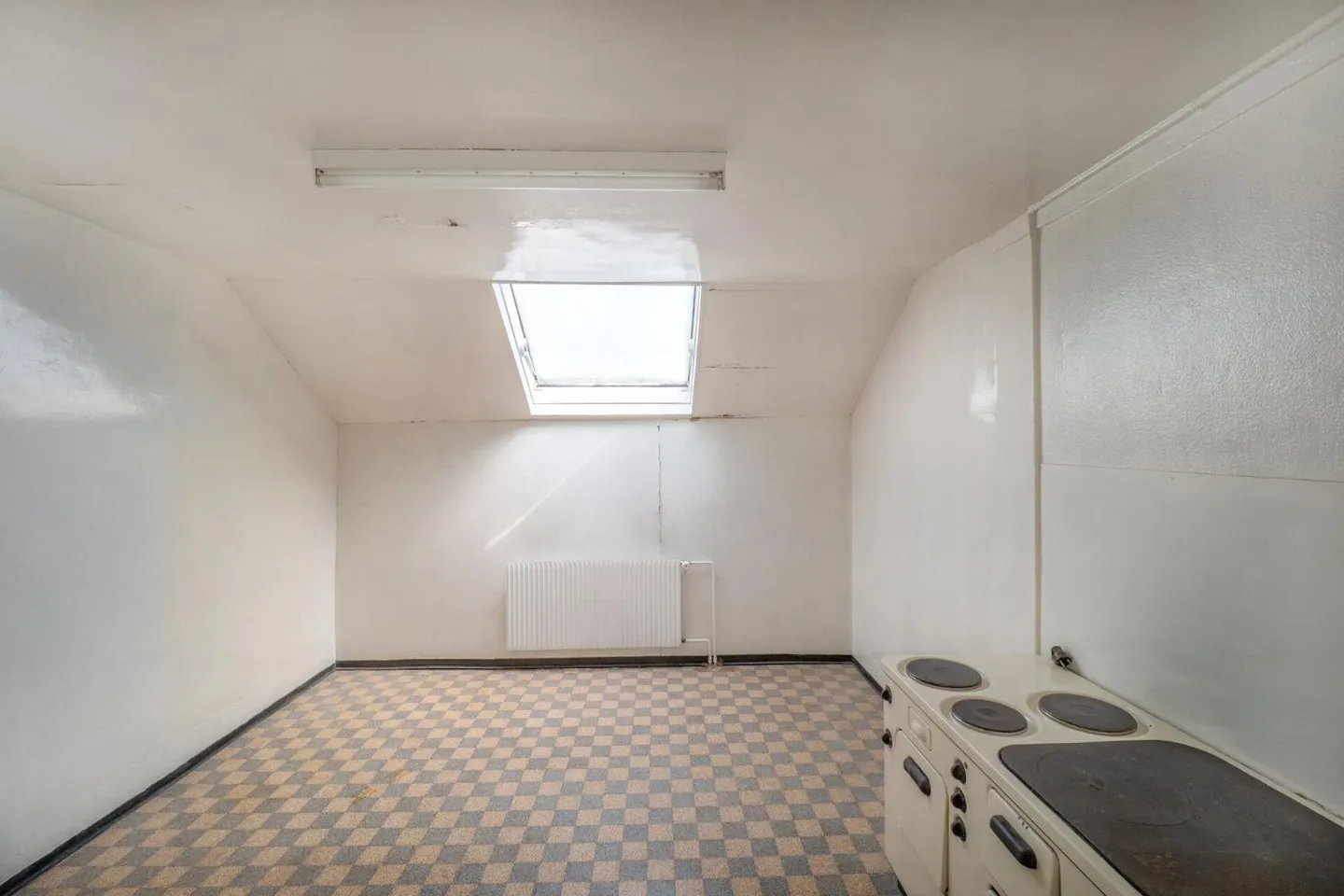 6-room house - Photo 7 of 13