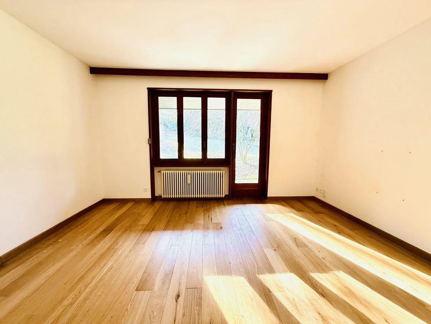 Villa élégante avec piscine et jardin privé à Gentilino - Photo 11 sur 13