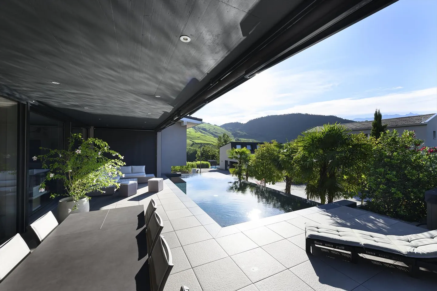 Moderne Villa in Sensine - Photo 2 sur 7