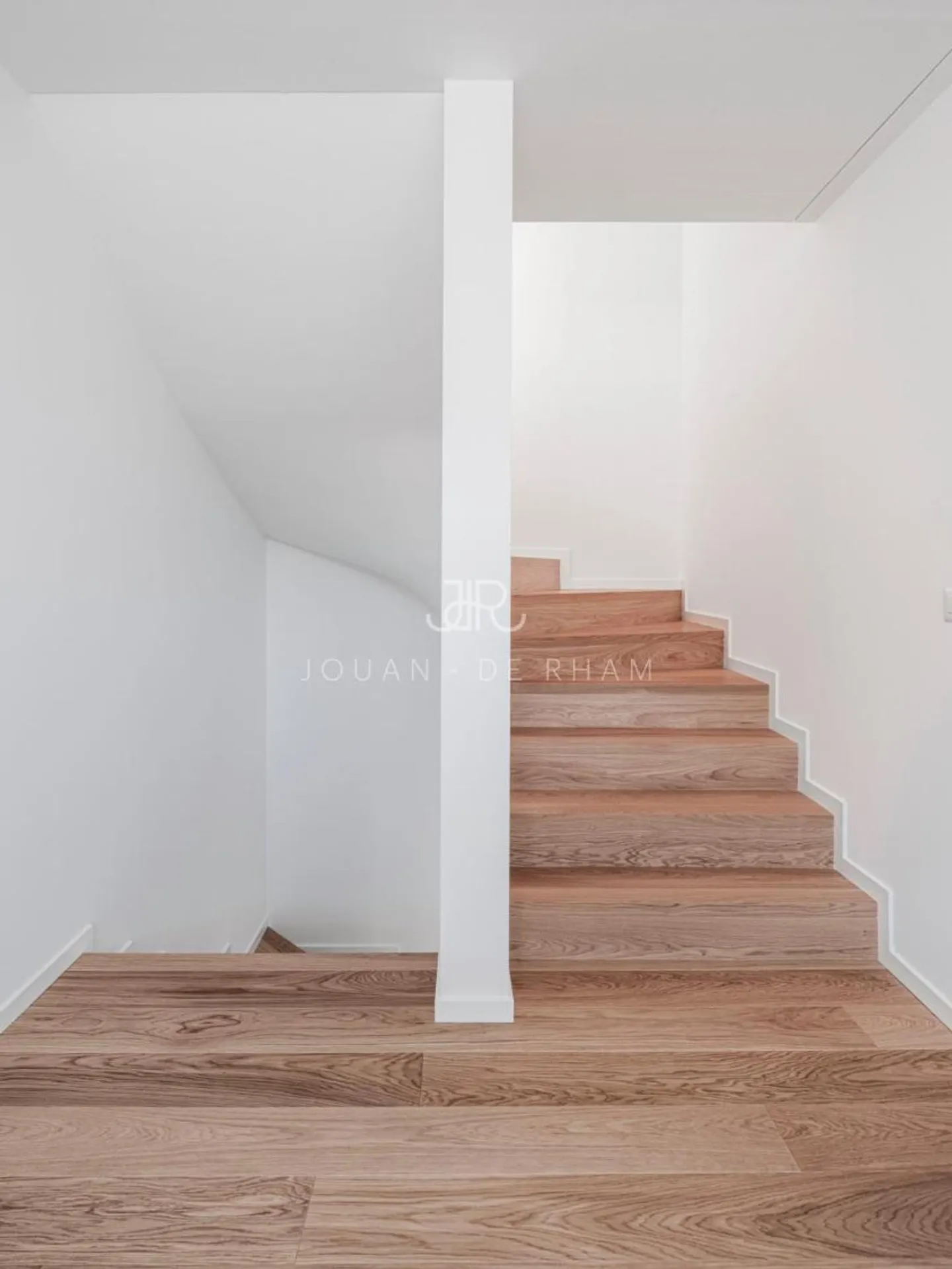 6-room house - Photo 2 of 5
