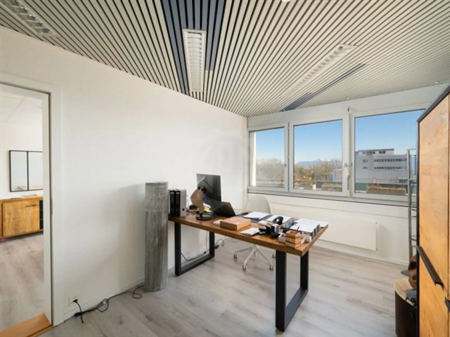 A rare investment opportunity in a dynamic sector - Photo 12 of 12