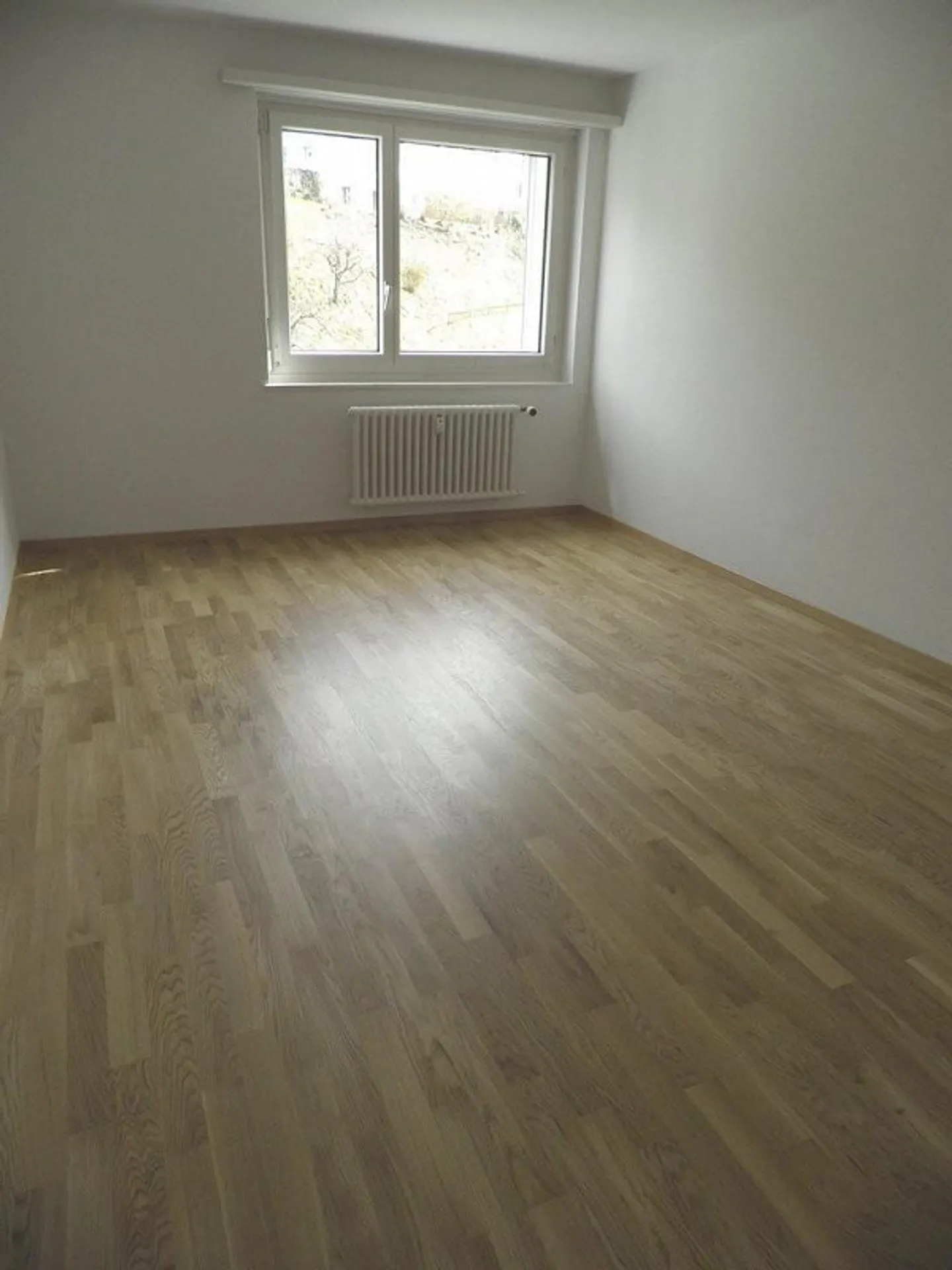 Welcome to your new home - Photo 8 of 9