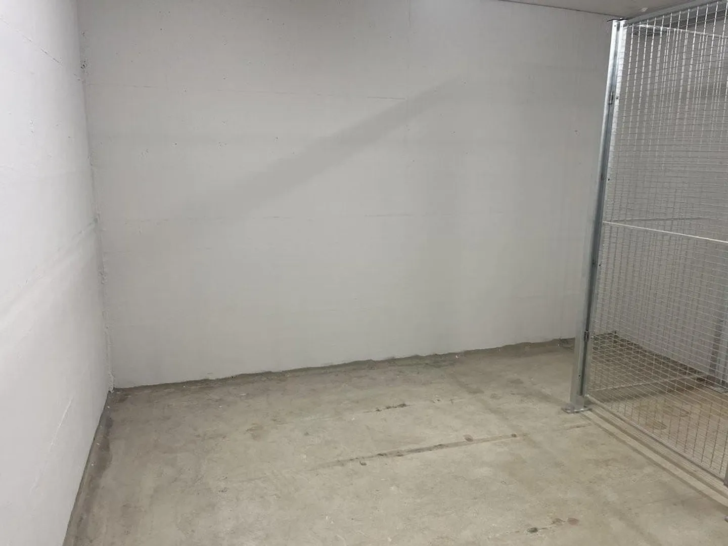 Espace de rangement pratique dans un emplacement central - Photo 3 sur 4