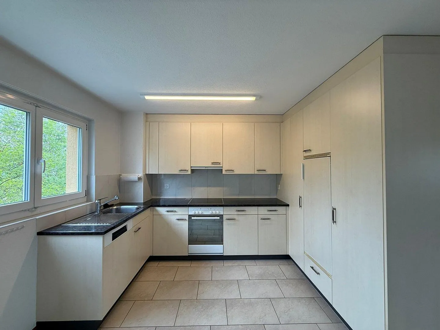 Charmante Wohnung mit Balkon - Foto 3 von 7