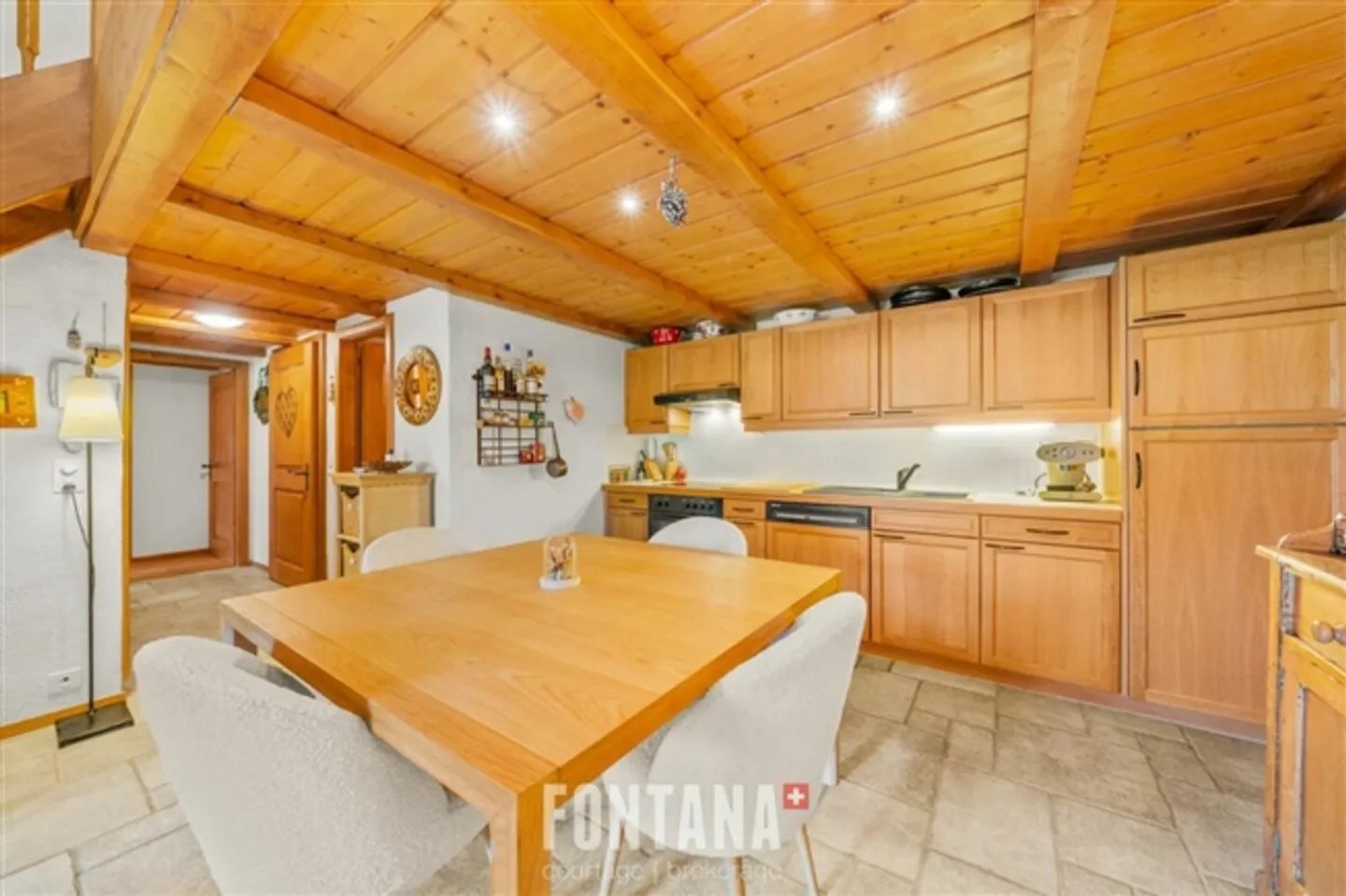 5.5 Room Apartment in Les Diablerets - Photo 3 of 20