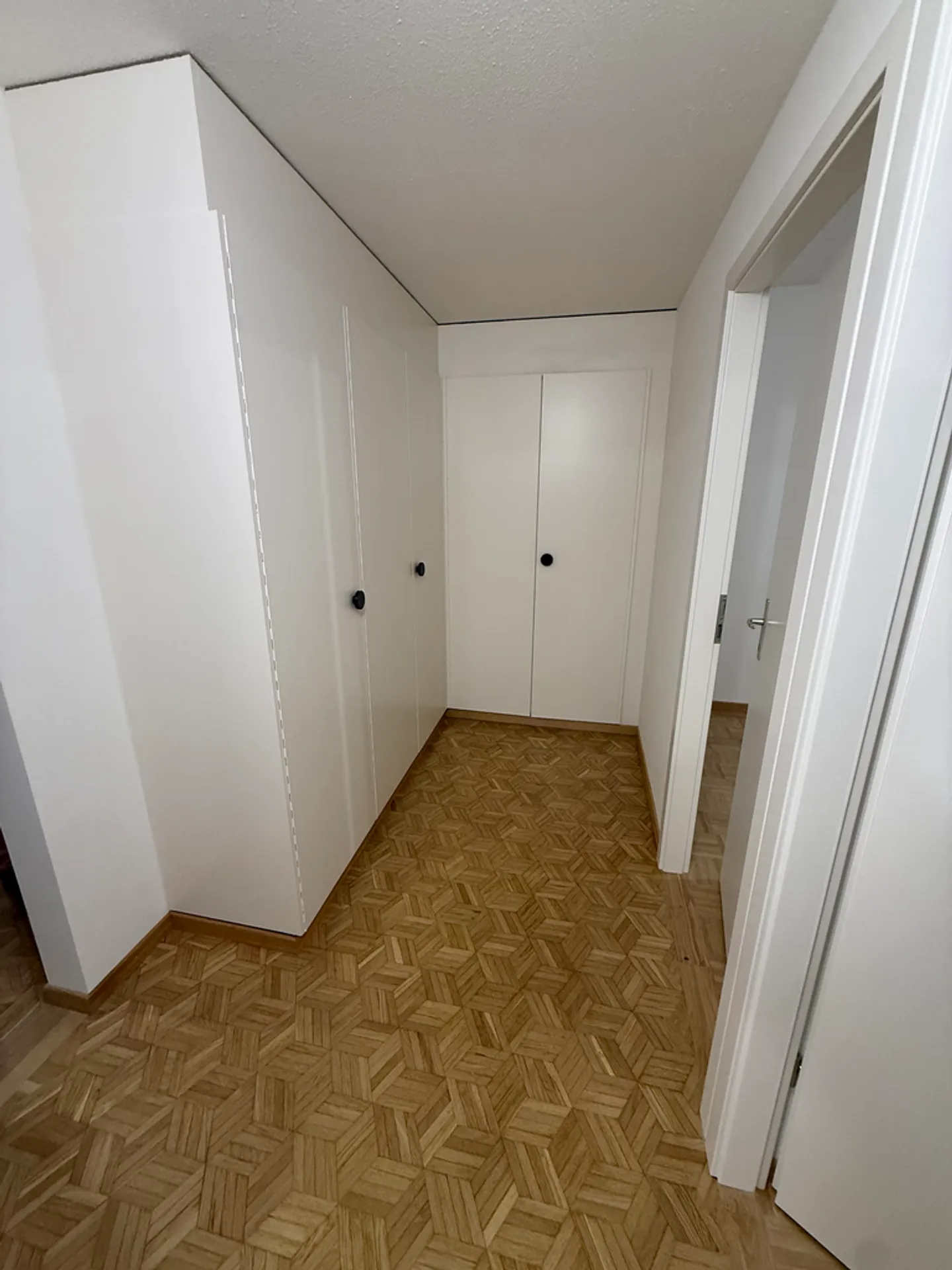 Appartamento di 4 locali completamente ristrutturato n. 01 al piano terra - Foto 5 di 7