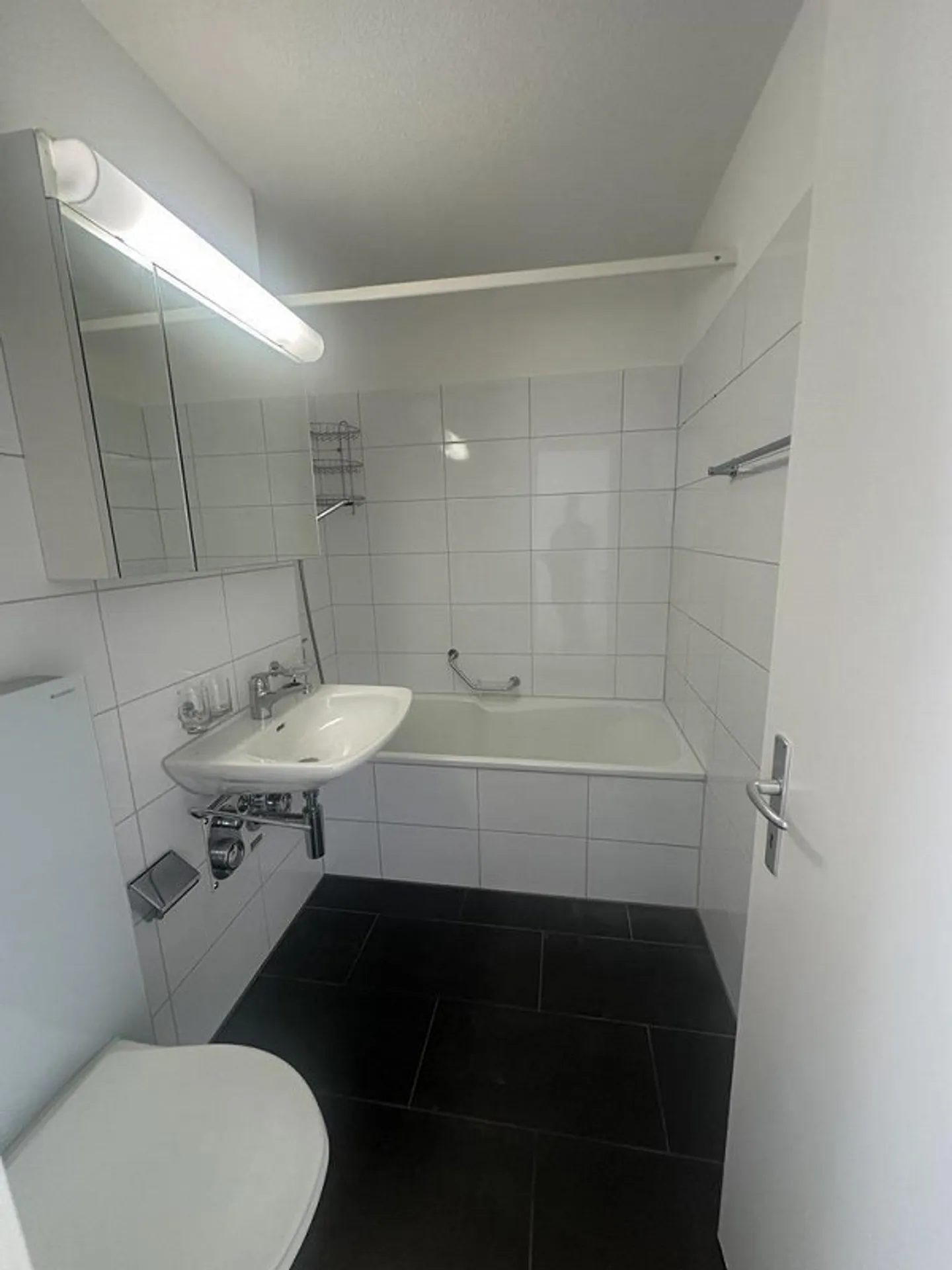 Appartement spacieux de 4,5 pièces - Photo 3 sur 6