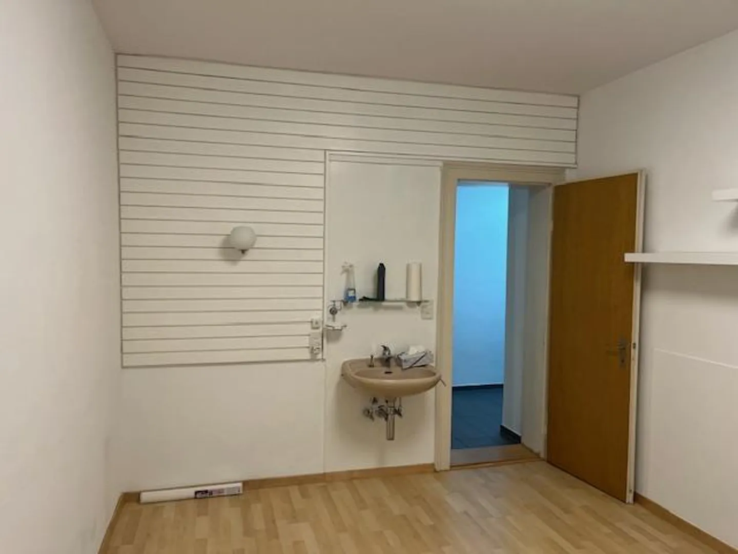 Praxis-/Kosmetikräumlichkeiten - Foto 3 von 8