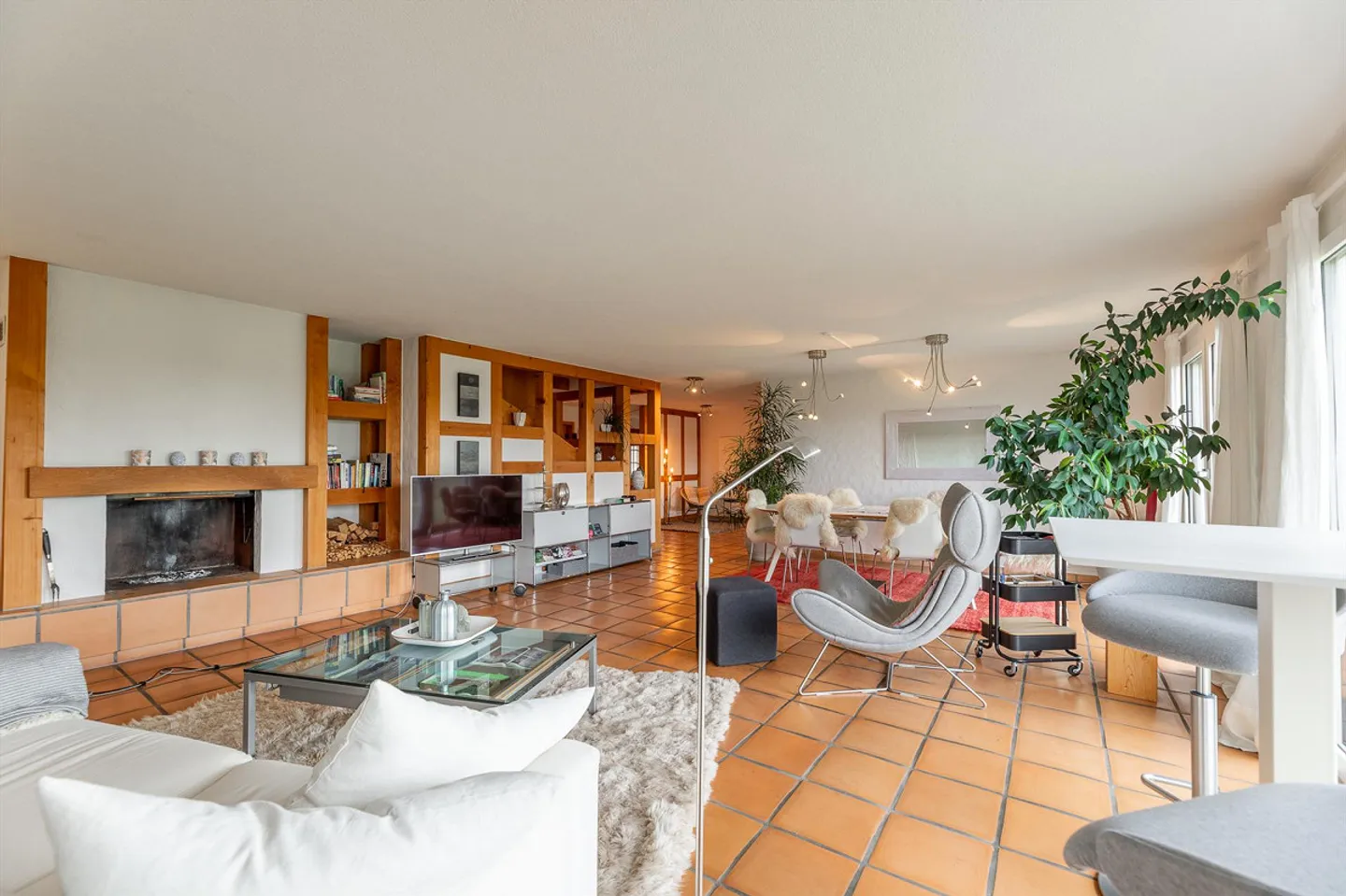 9 ½ Room House for Sale in Mettmenstetten - Photo 2 of 19