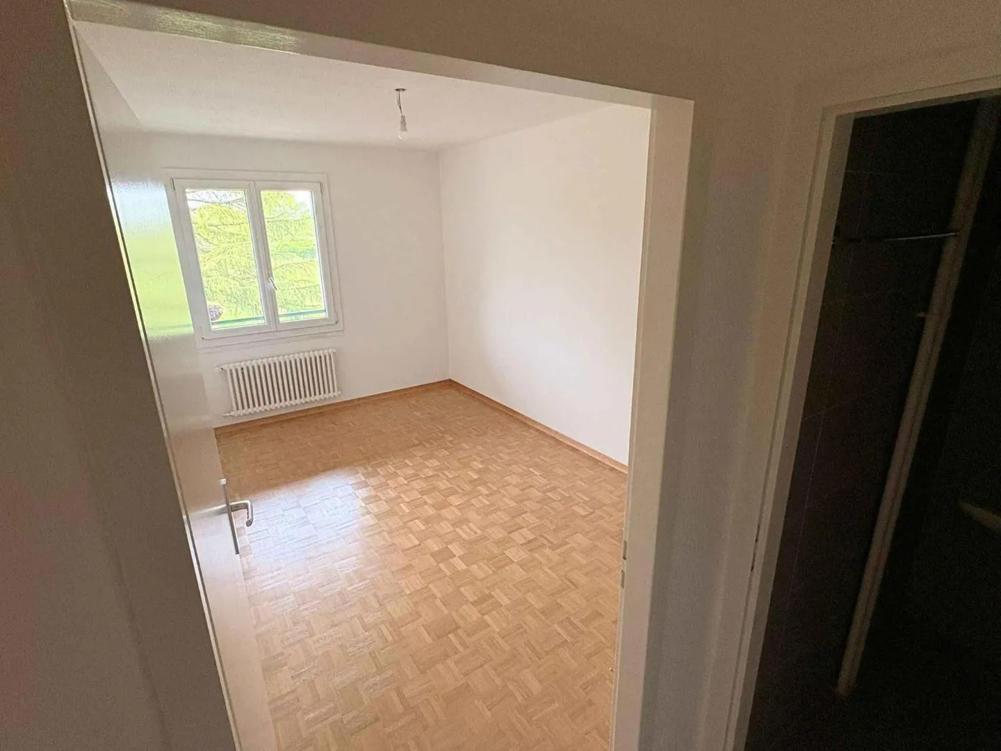 5-room apartment - Photo 4 of 9