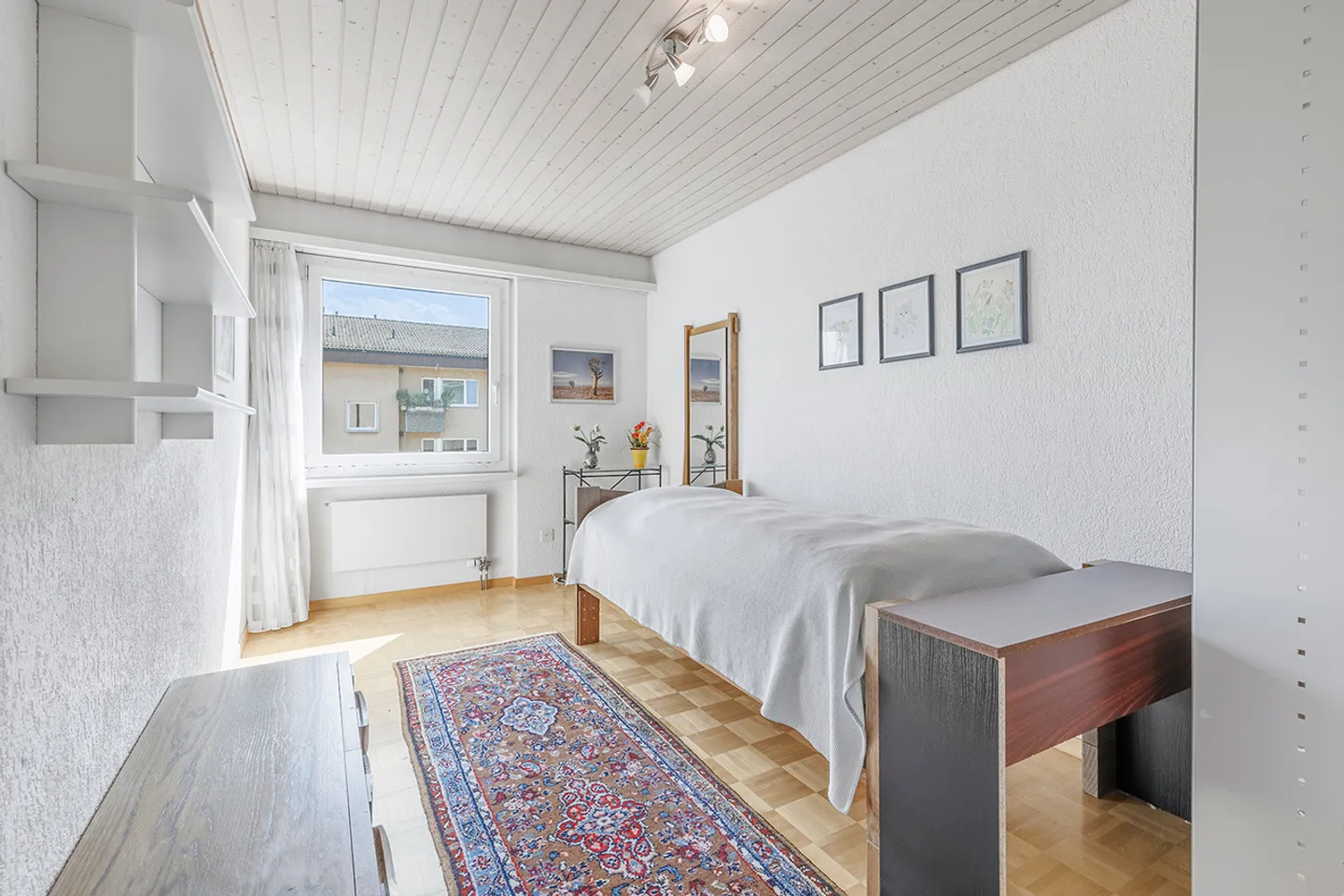 Logement familial dans un endroit calme - Photo 7 sur 13