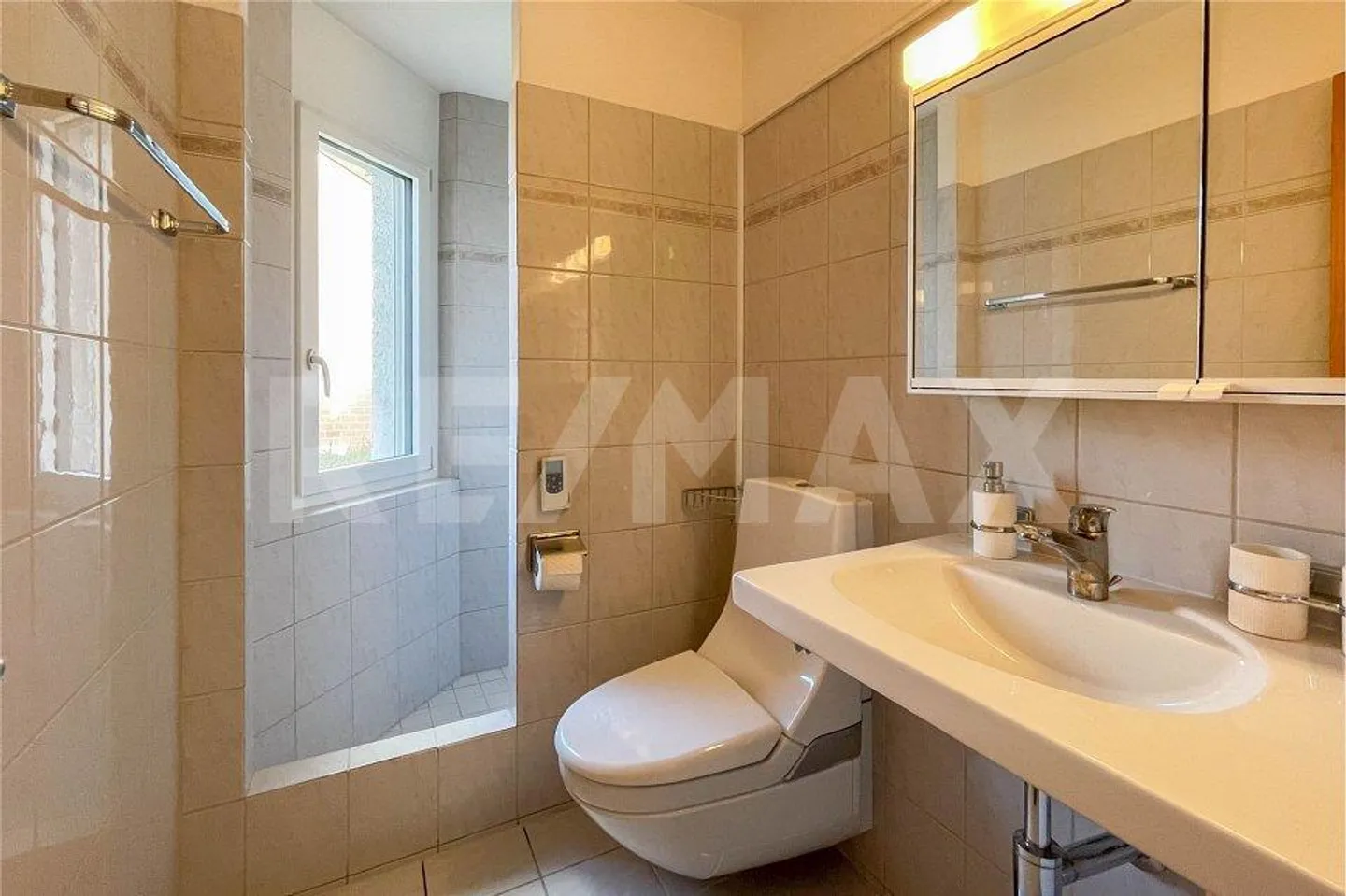 Semi-Detached House 5.5 Rooms - Photo 11 of 13