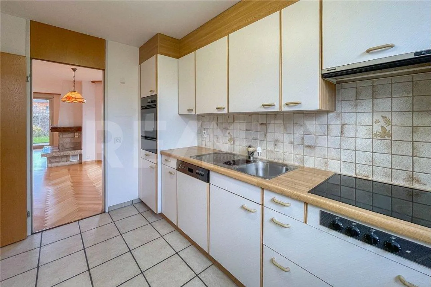 Semi-Detached House 5.5 Rooms - Photo 6 of 13