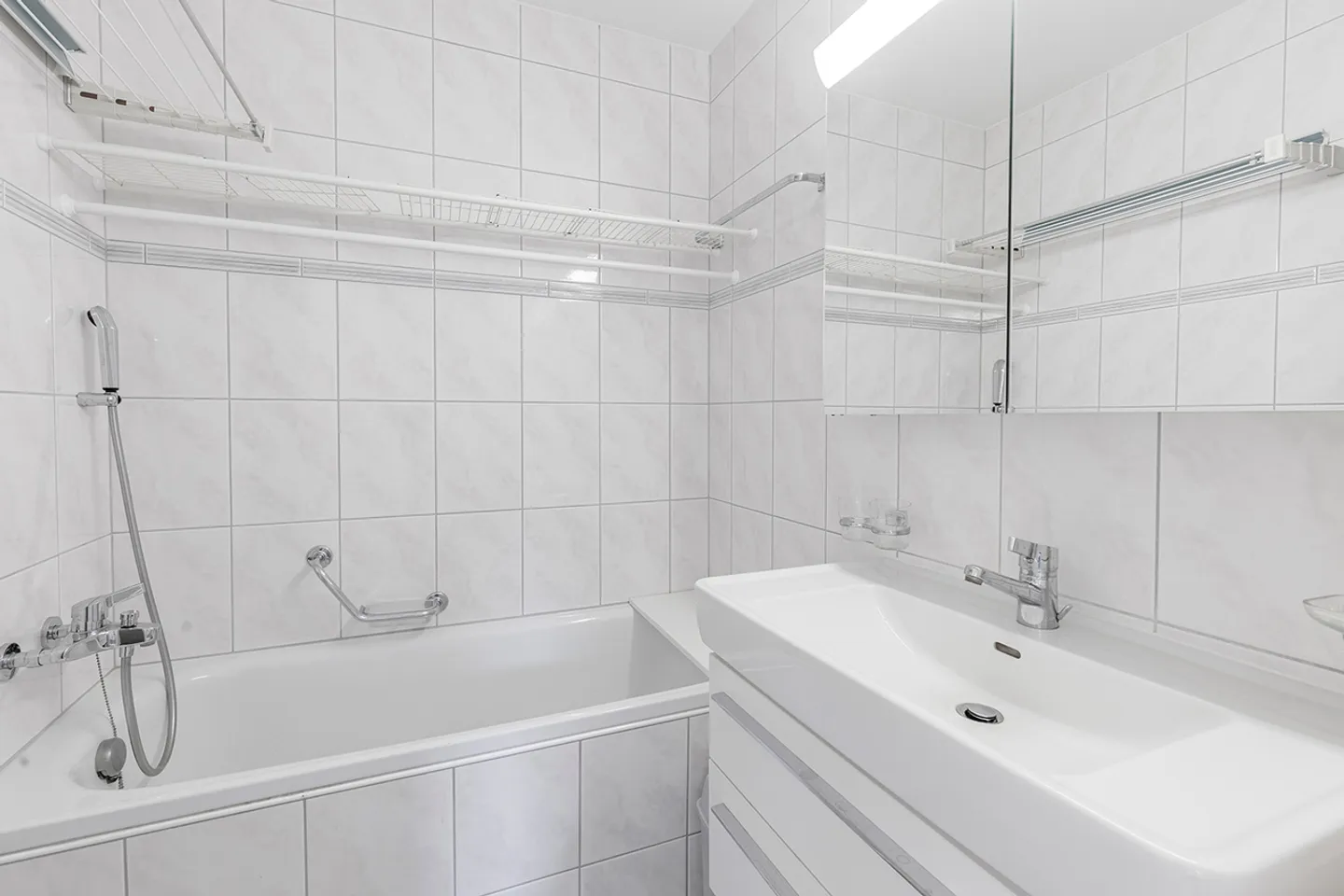 Logement familial dans un endroit calme - Photo 10 sur 13