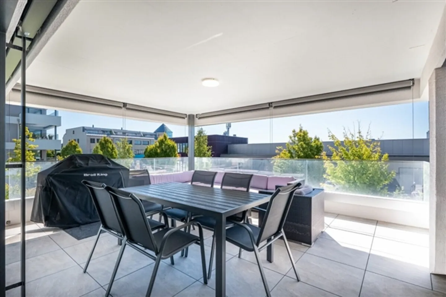 Appartamento 4.5 locali in una posizione fiscalmente vantaggiosa con loggia - Foto 12 di 15