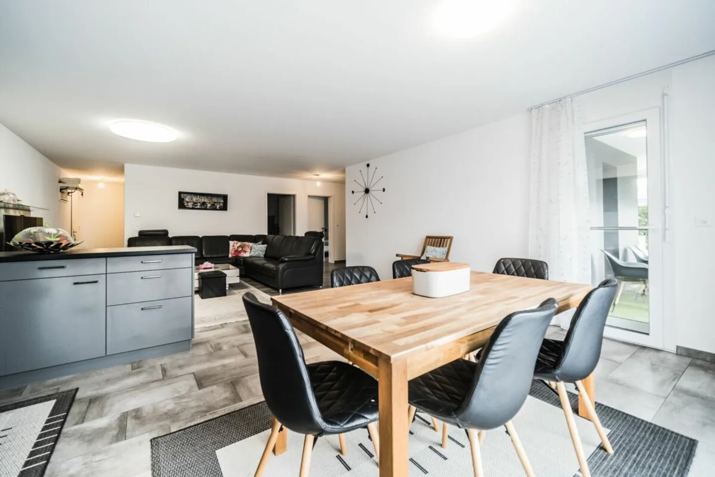 Superb 4.5-room garden-level apartment in Vétroz - Photo 4 of 13