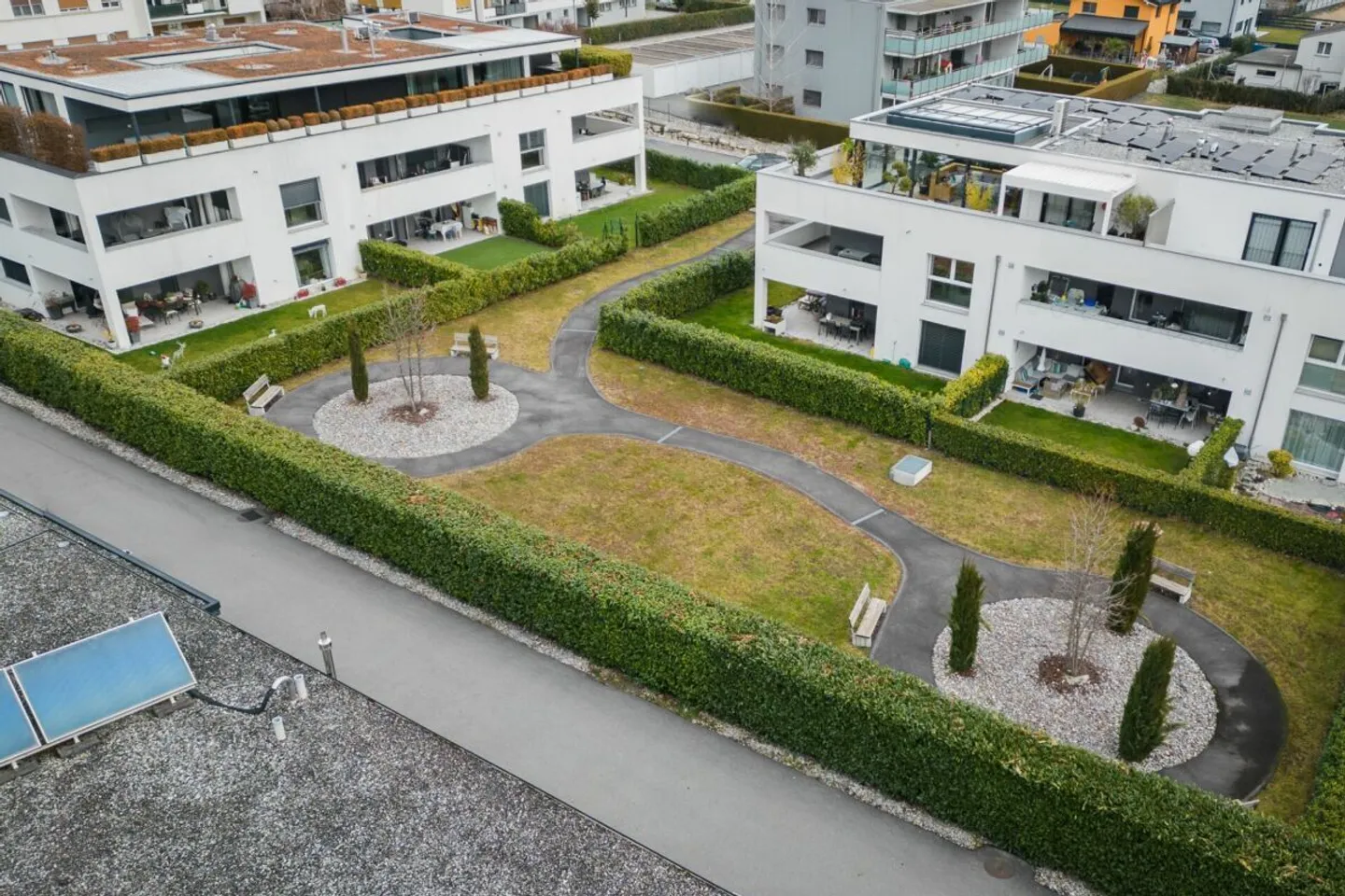 Superb 4.5-room garden-level apartment in Vétroz - Photo 12 of 13