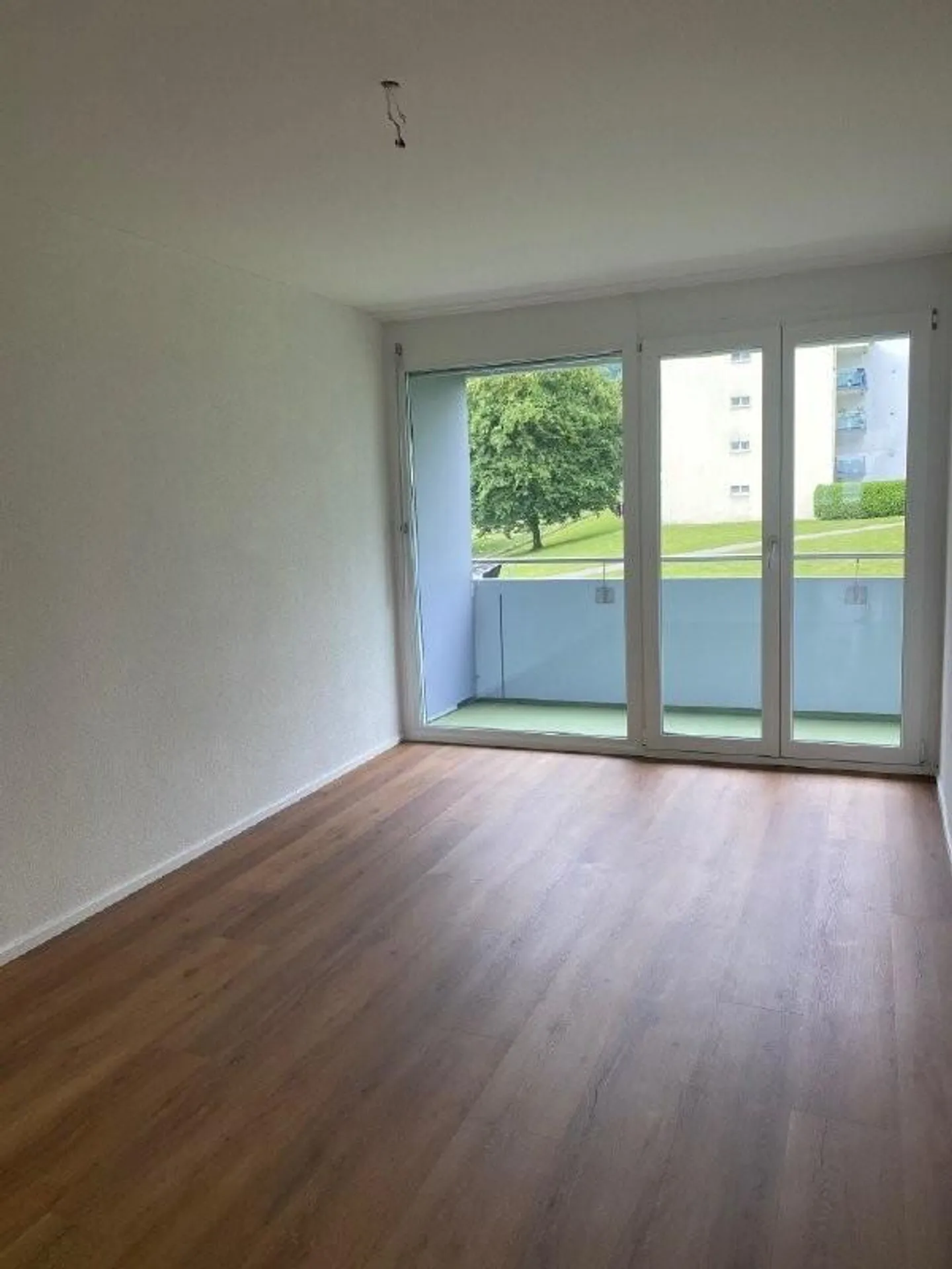Renovierte Wohnung im Zentrum von Ebikon - Foto 2 von 8