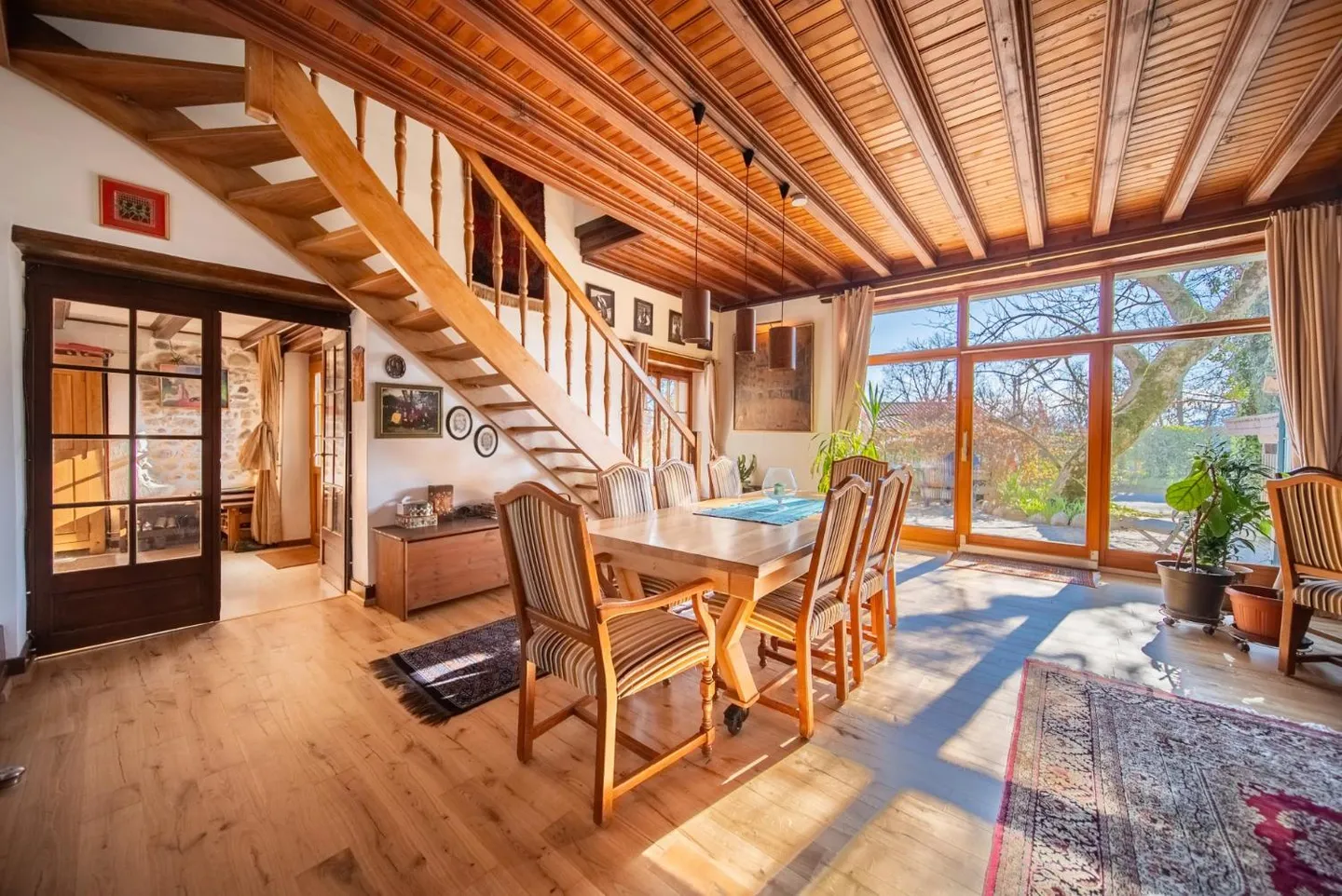Maison semi-détachée artistique - Photo 1 sur 13
