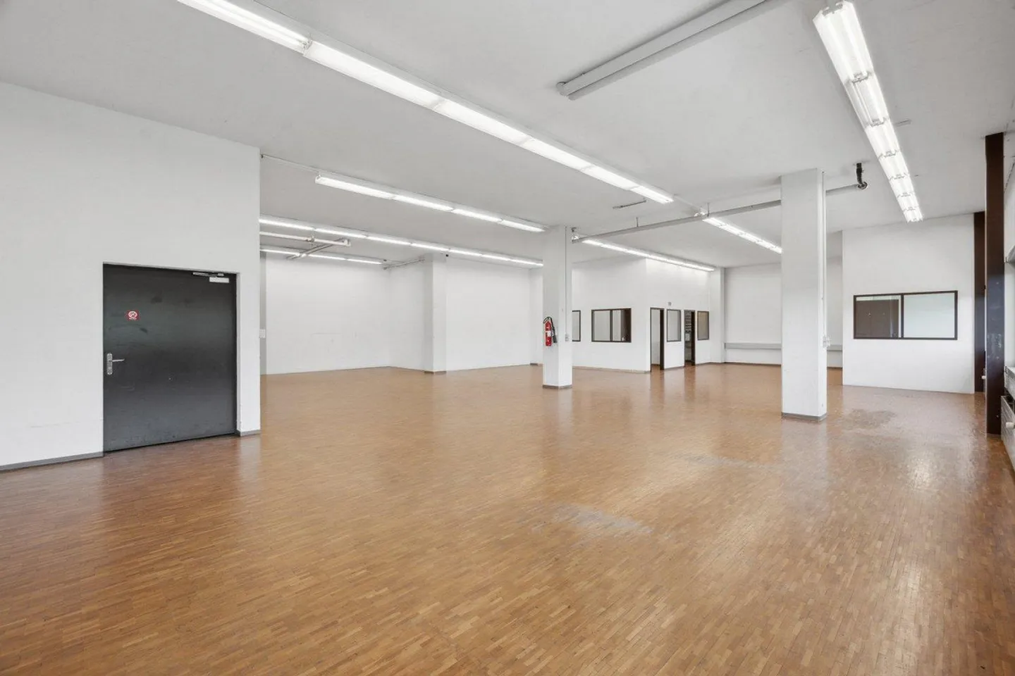 Spazi commerciali/magazzini versatili - Foto 3 di 7