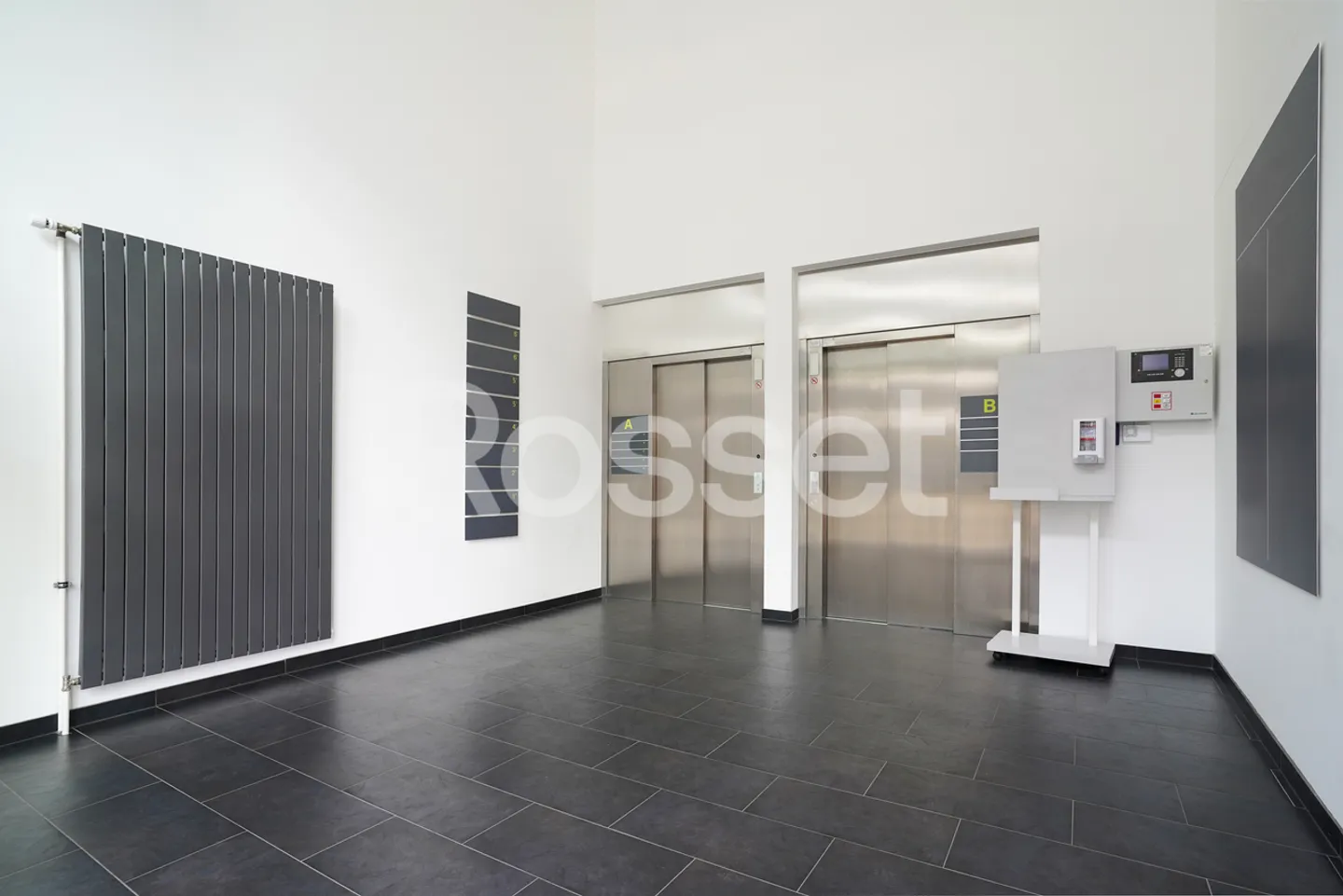Espace de Stockage Sécurisé - Photo 2 sur 3
